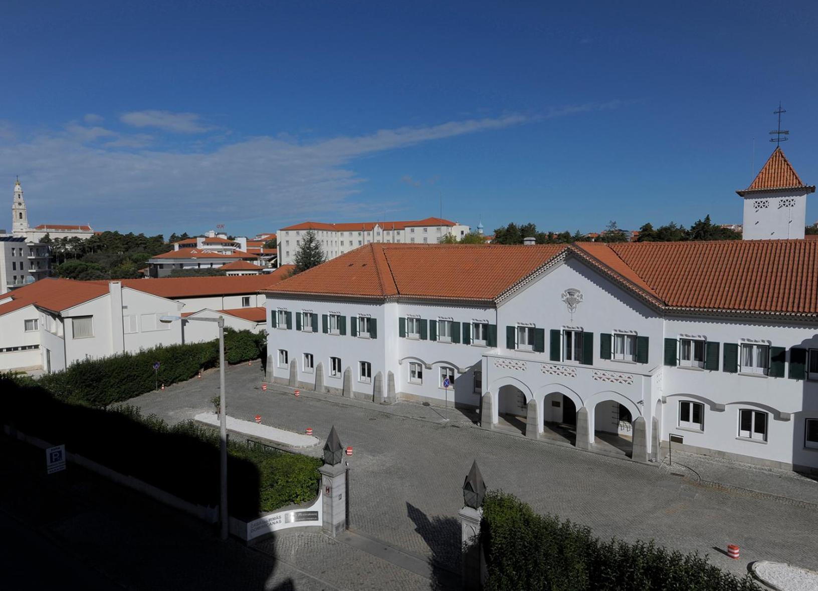 Hotel Flag Hotel Fatima Casa Das Irmas Dominicanas - Image 1