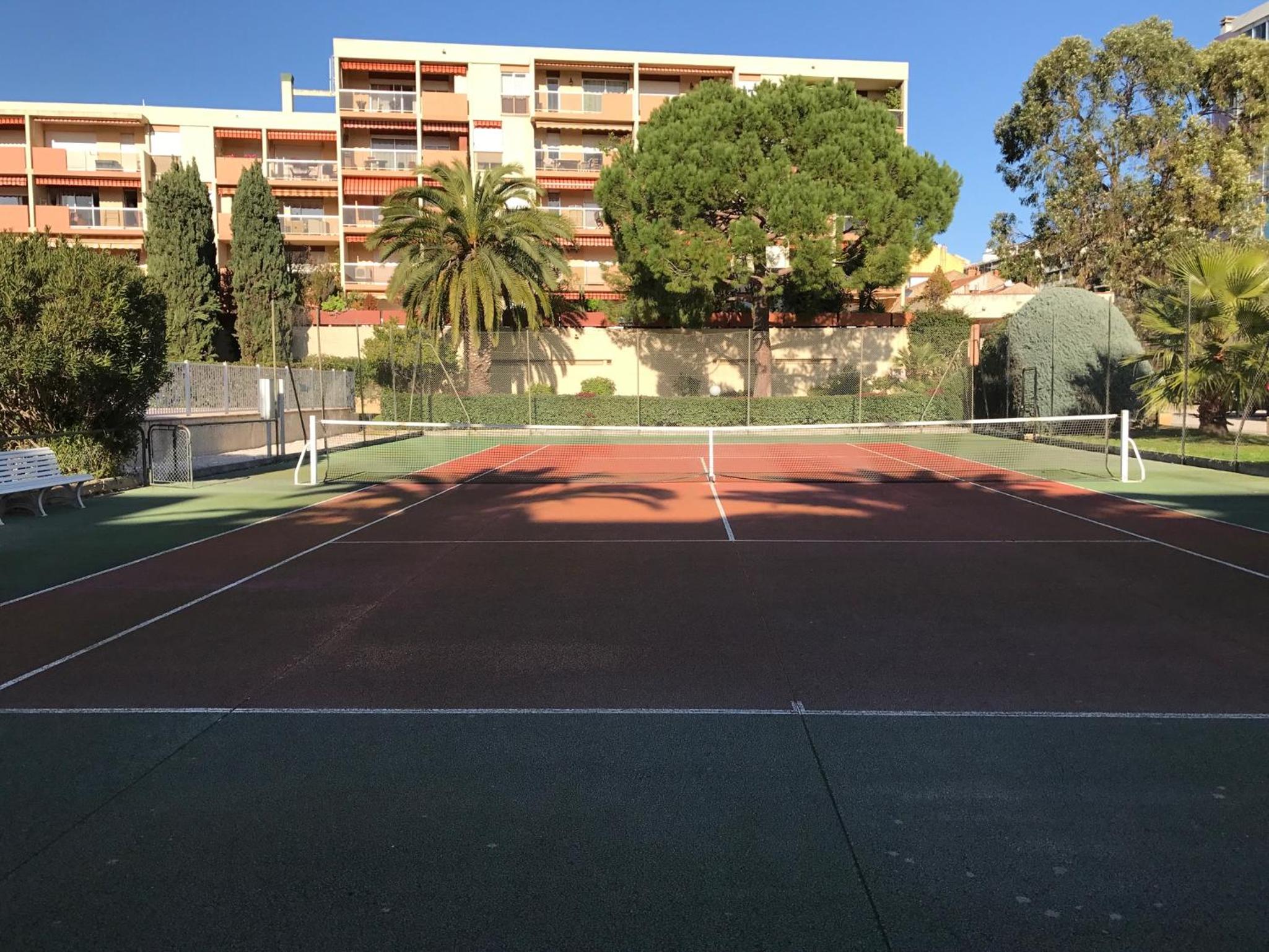 Appartement calme, clim, patio XXL, piscine&parking