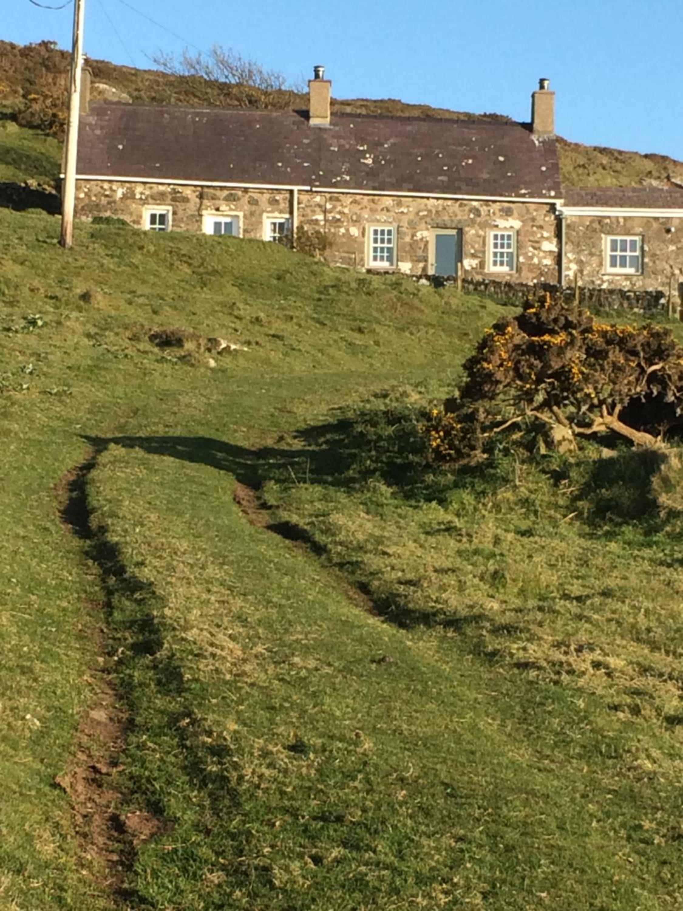 Rhiw 2 Bryn Tirion view 4