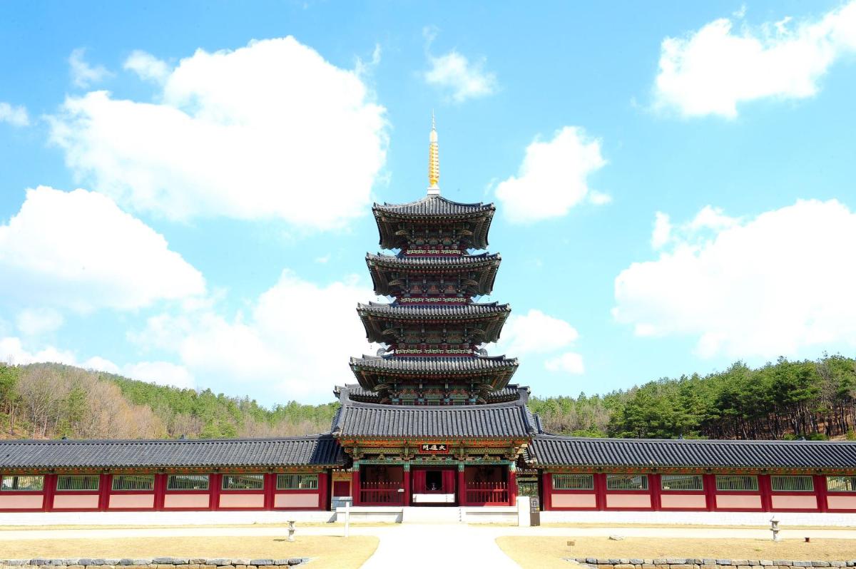Lotte Buyeo Resort