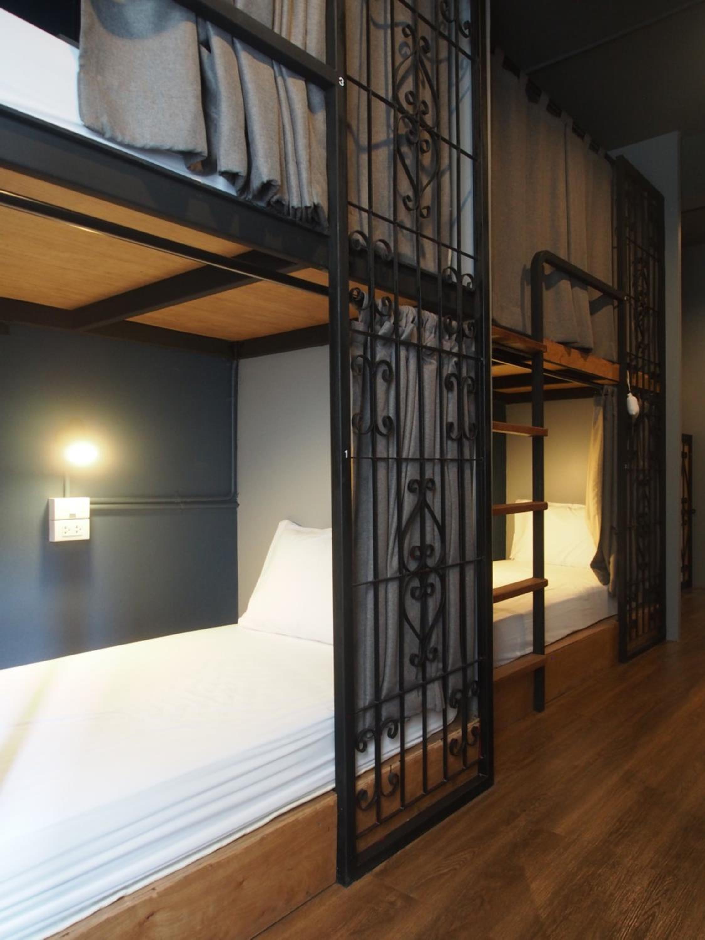Silom Space Hostel