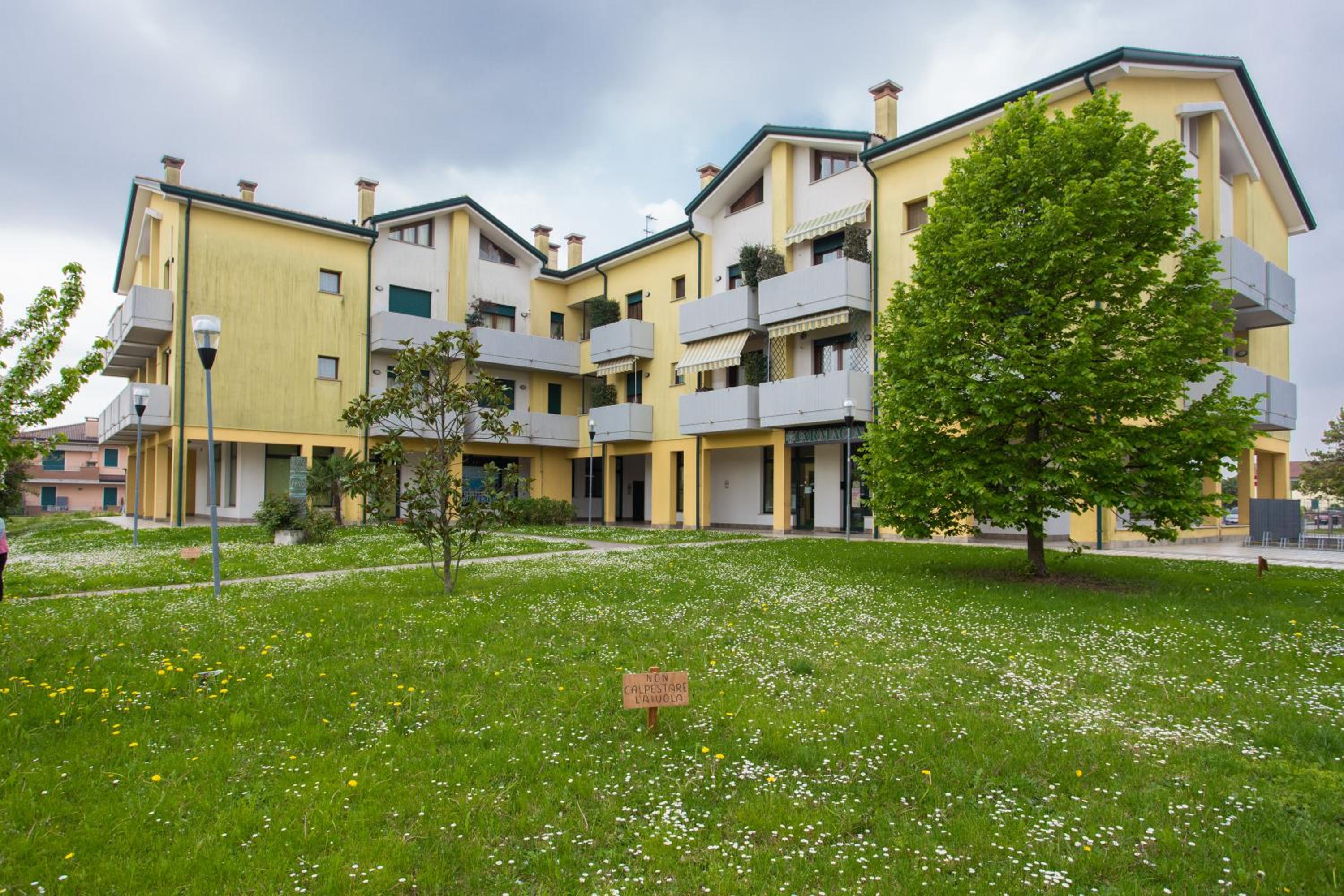 Residence Piazza Galta view 2