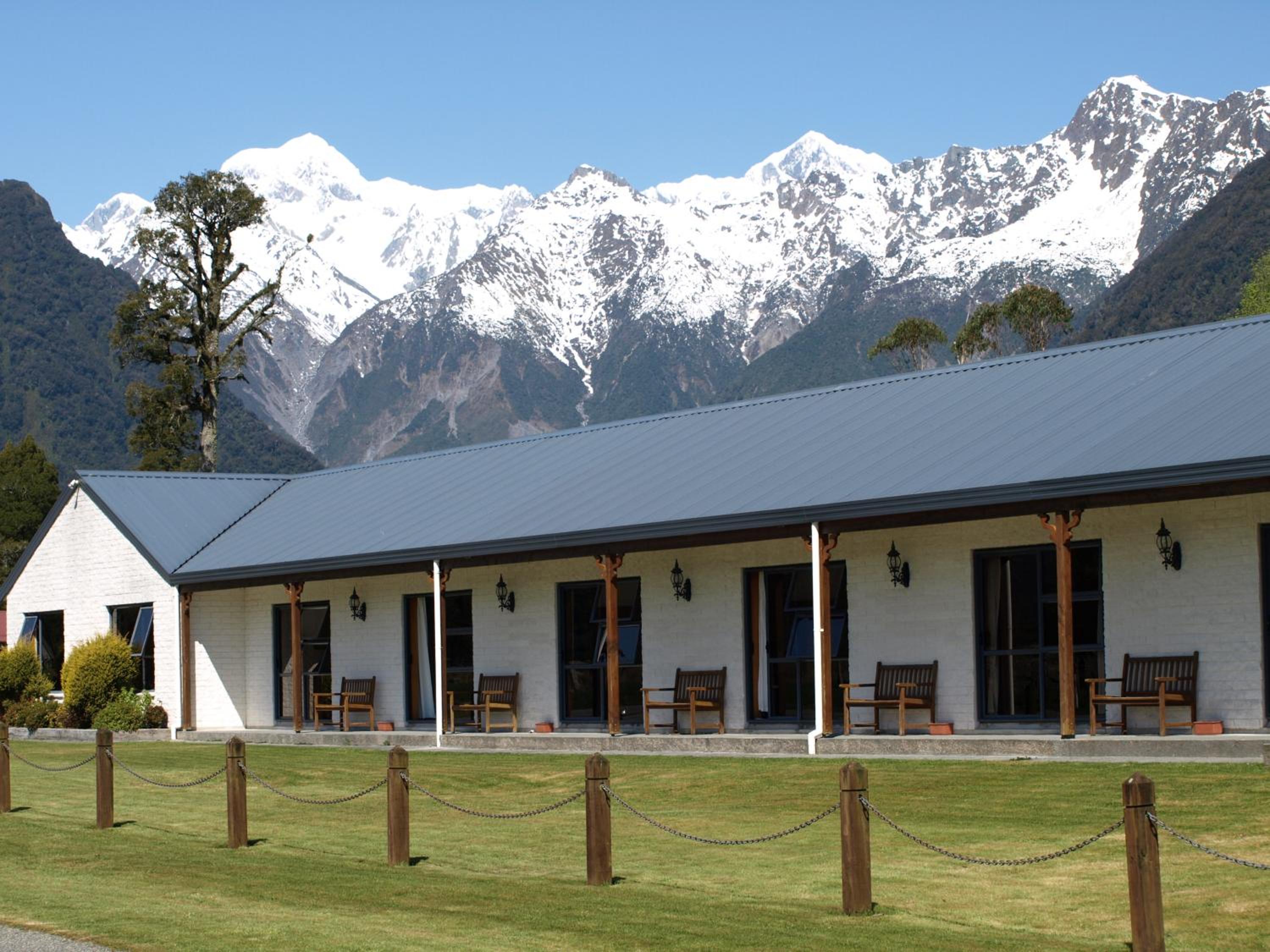 Hotel Mt Cook View Motel - Image 1
