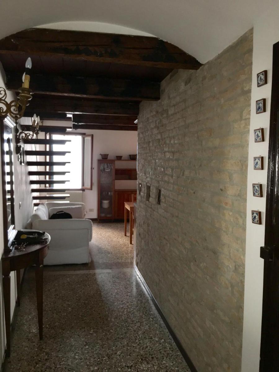 Hesperia Apartment