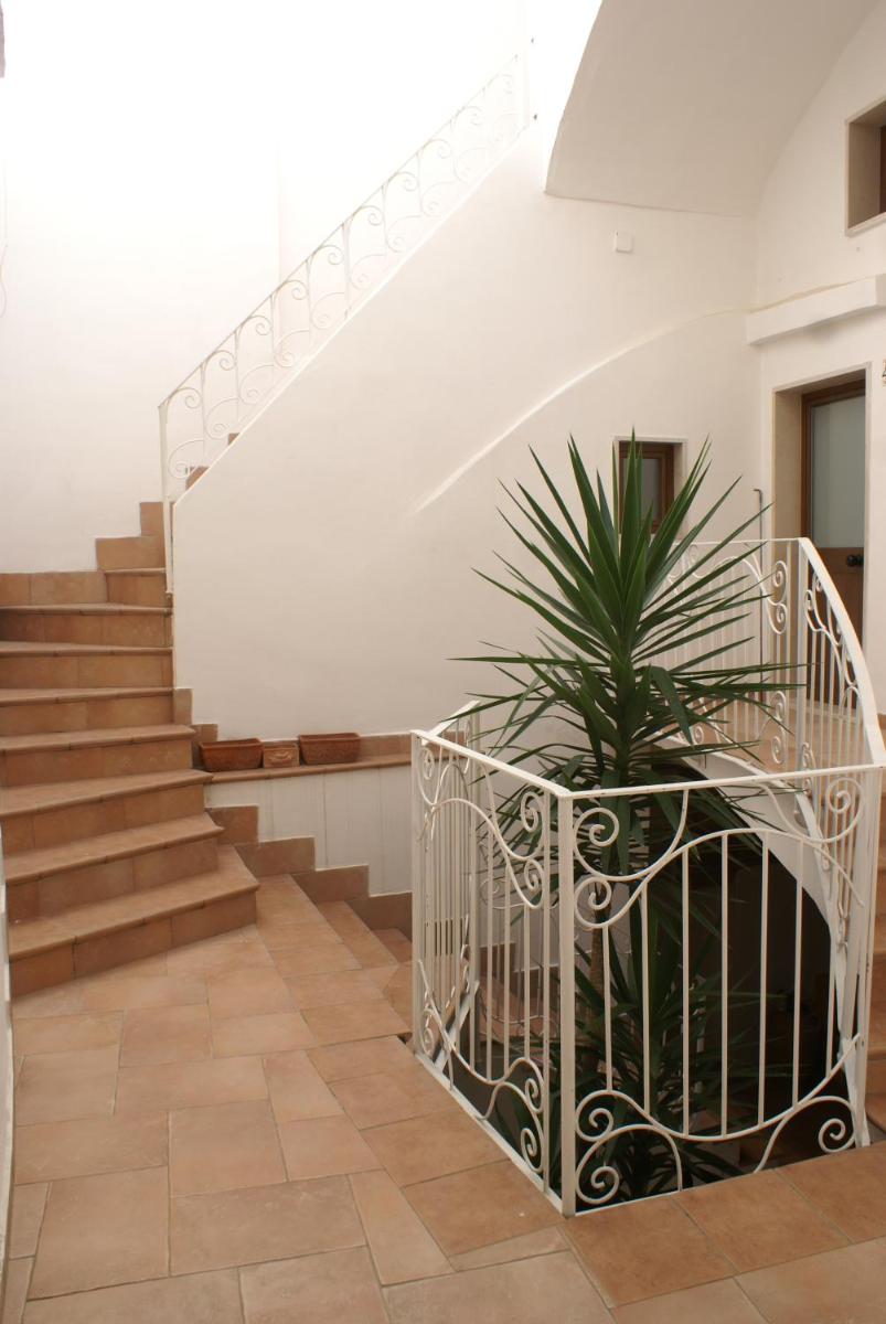 Photo 48