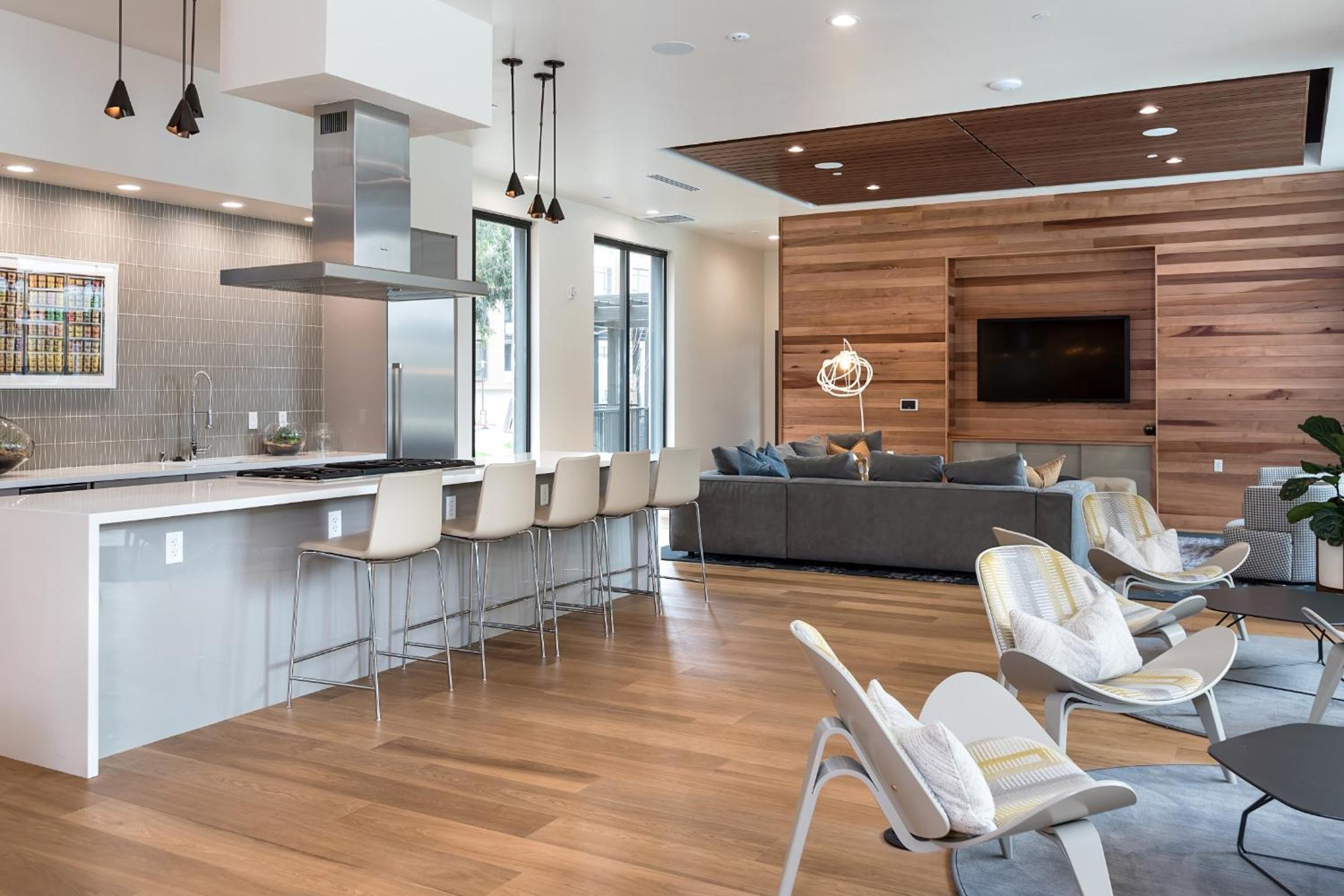 Global Luxury Suites at Downtown Mountain View