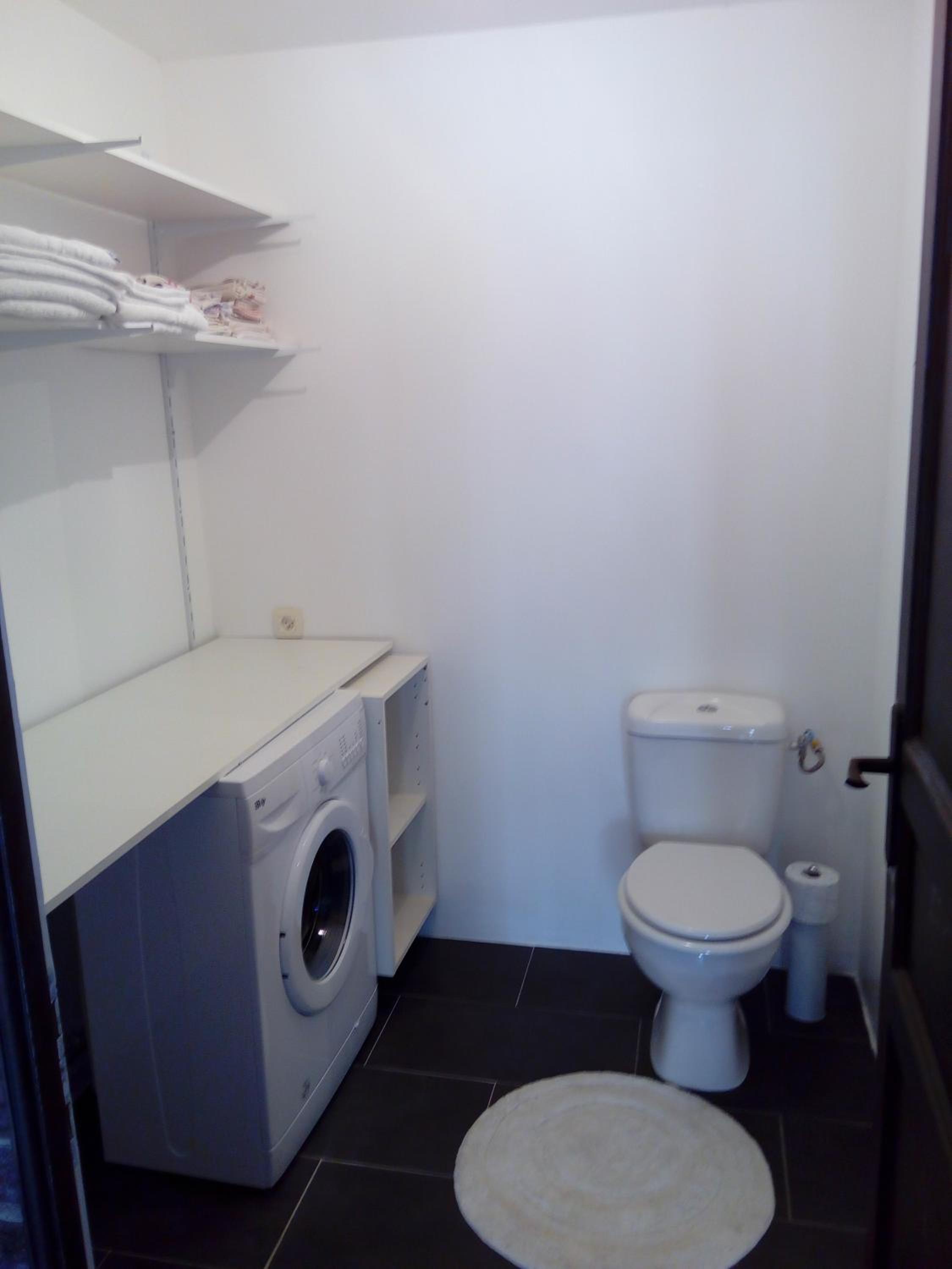 Photo 34
