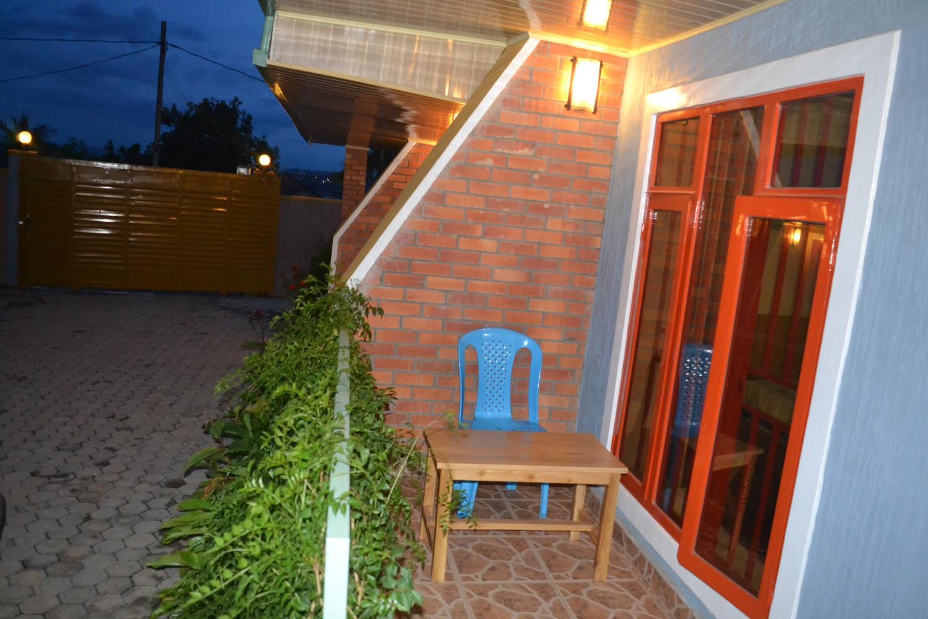 Wailers Lodge