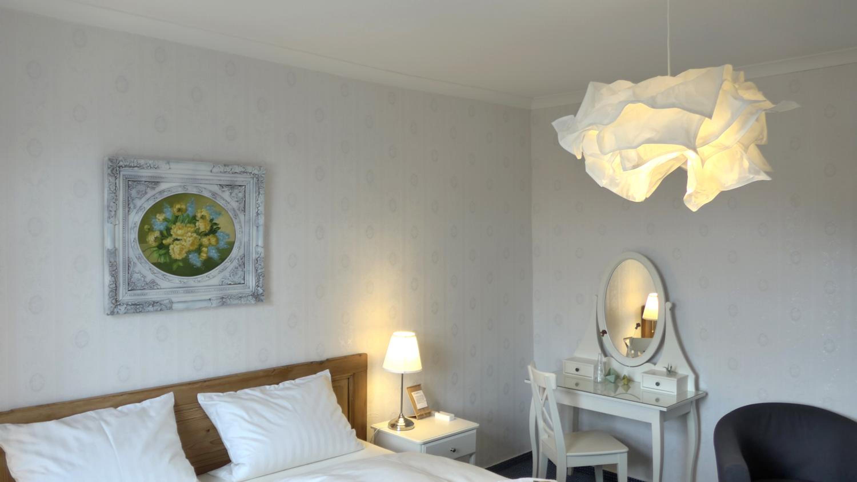 Romantisches Hotel Zur Traube Schwerin view 4