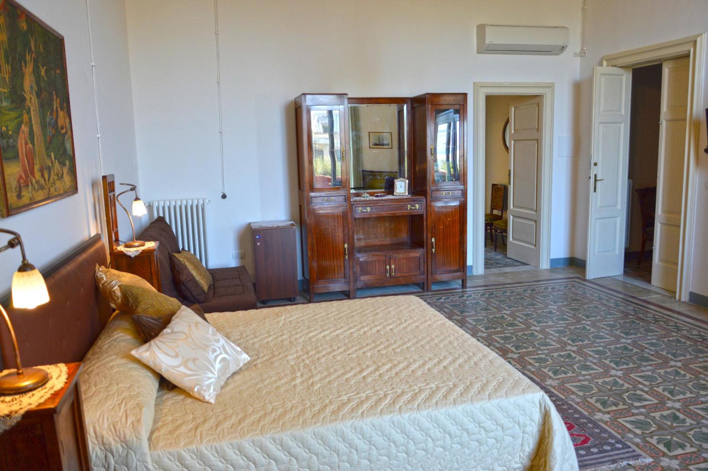 Palazzo Vallebona