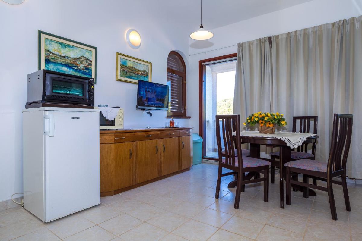 Vidučić Apartments view 4