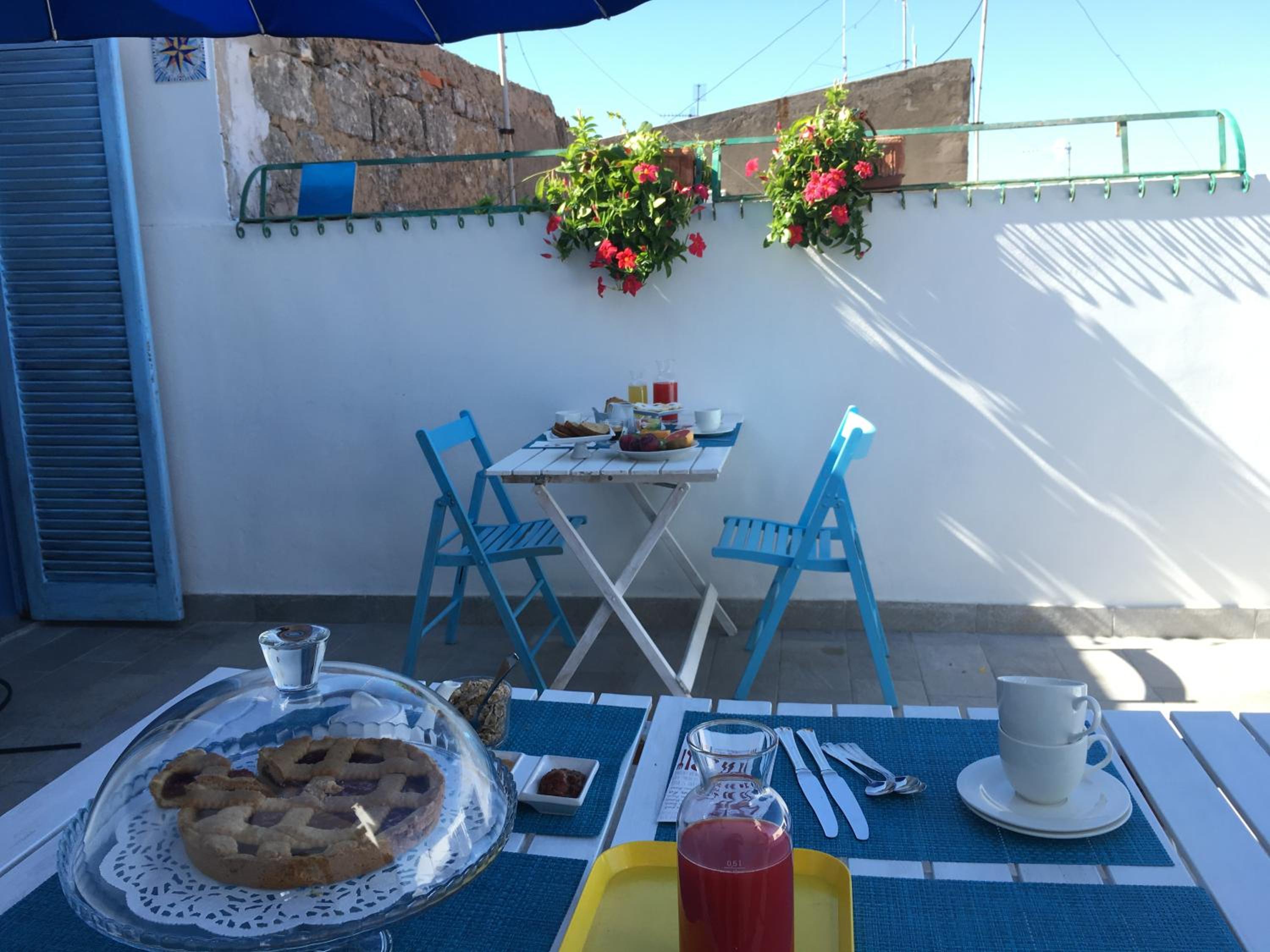 4 in piazza en Sorso — balance & terrace