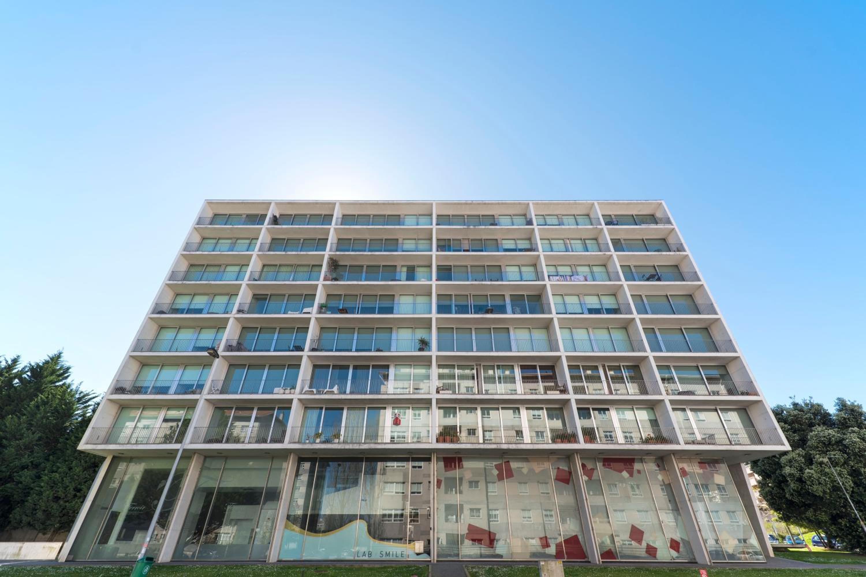 LovelyStay - Casas Brancas - Modern Apartment with Balcony & free private parking view 4