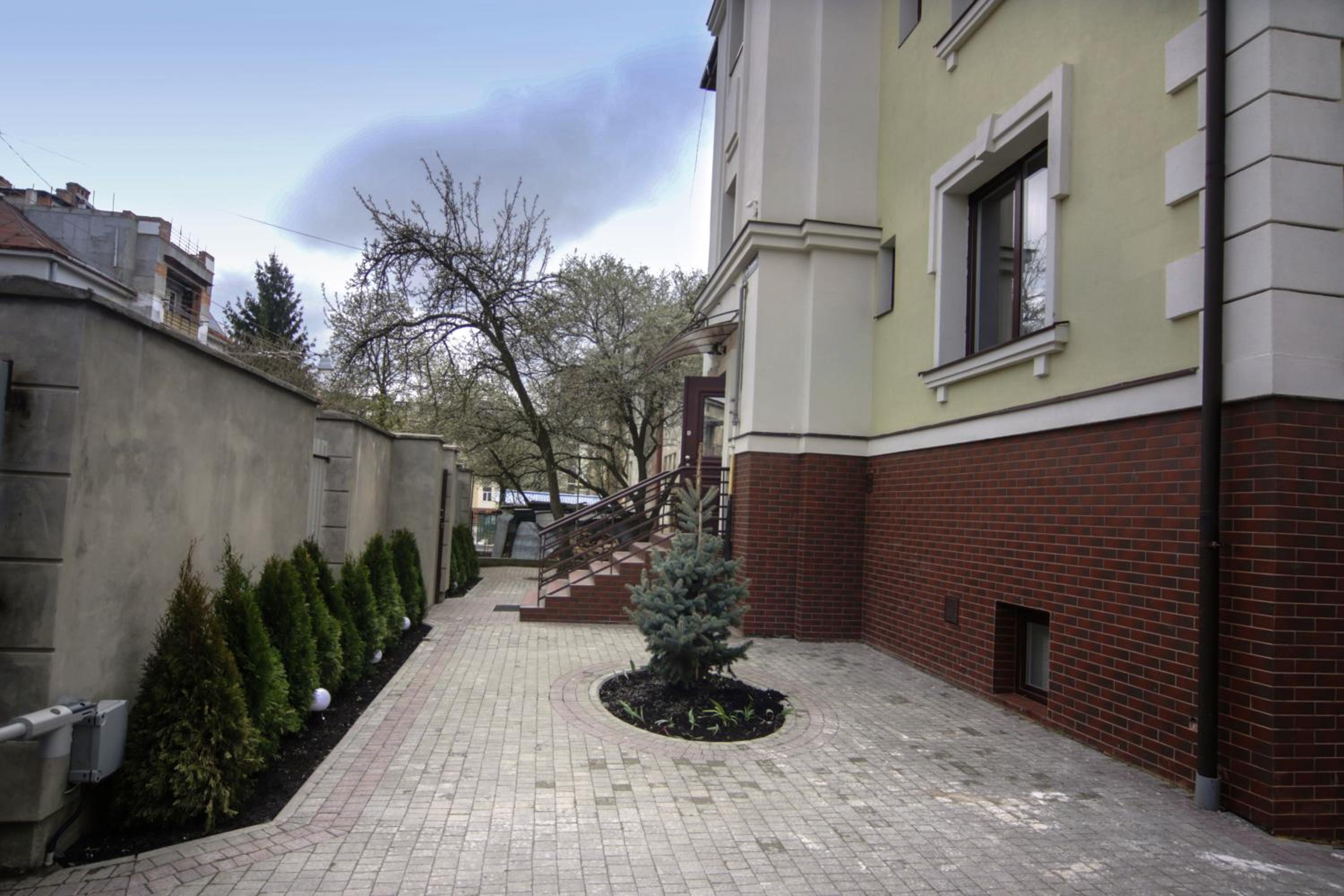 Potocki Apartments