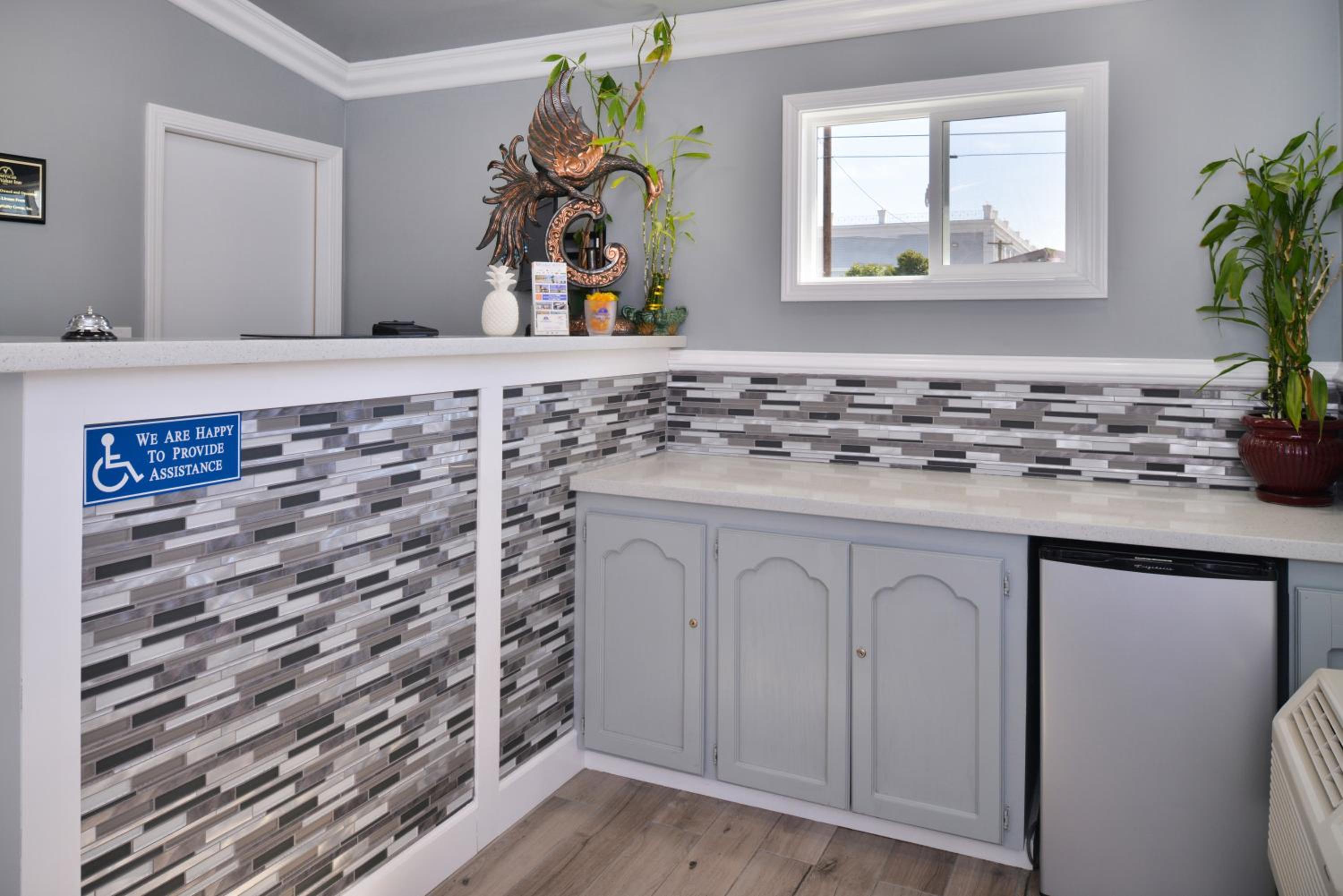 Los Banos Vacations - Americas Best Value Inn Los Banos - Property Image 21