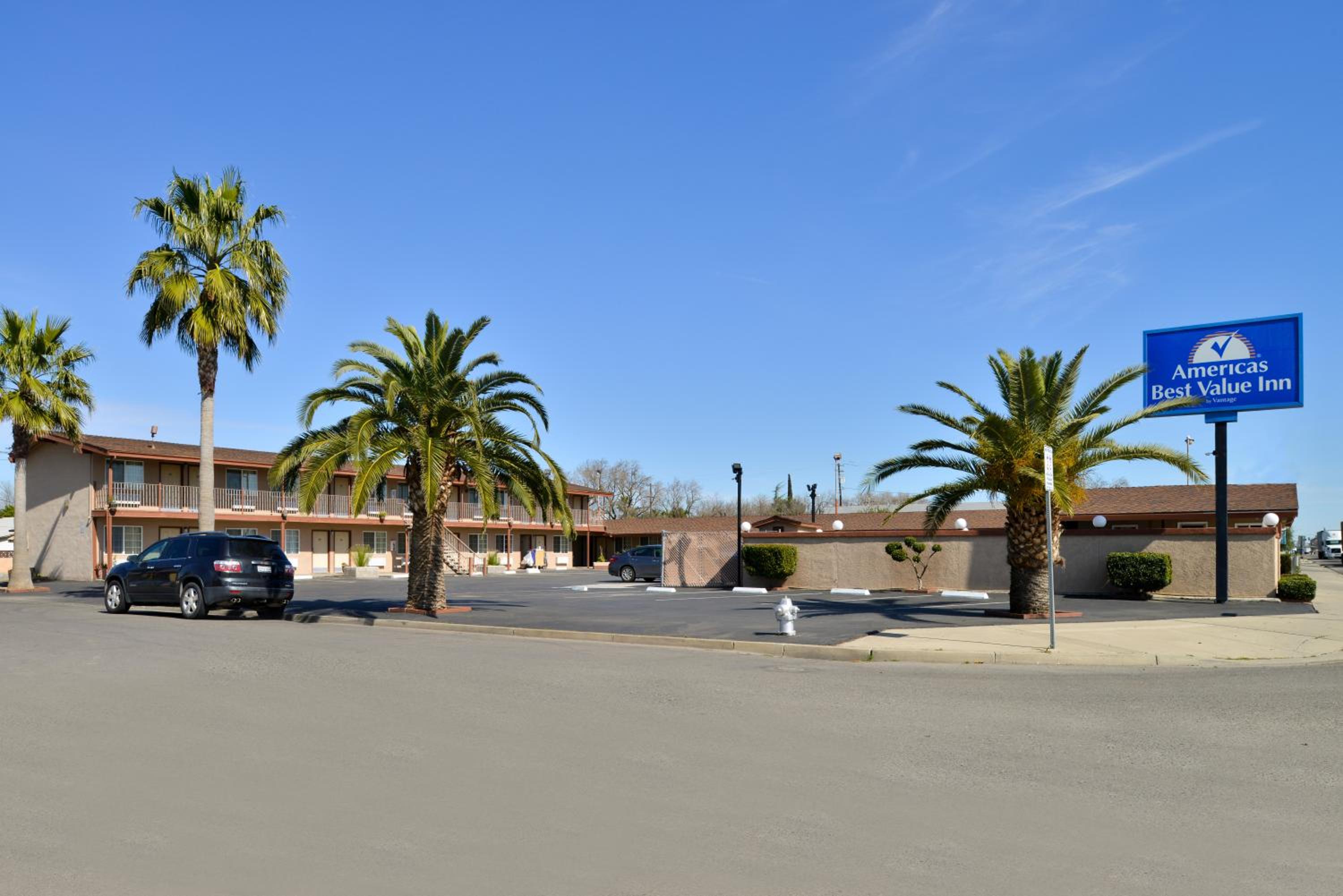 Los Banos Vacations - Americas Best Value Inn Los Banos - Property Image 2