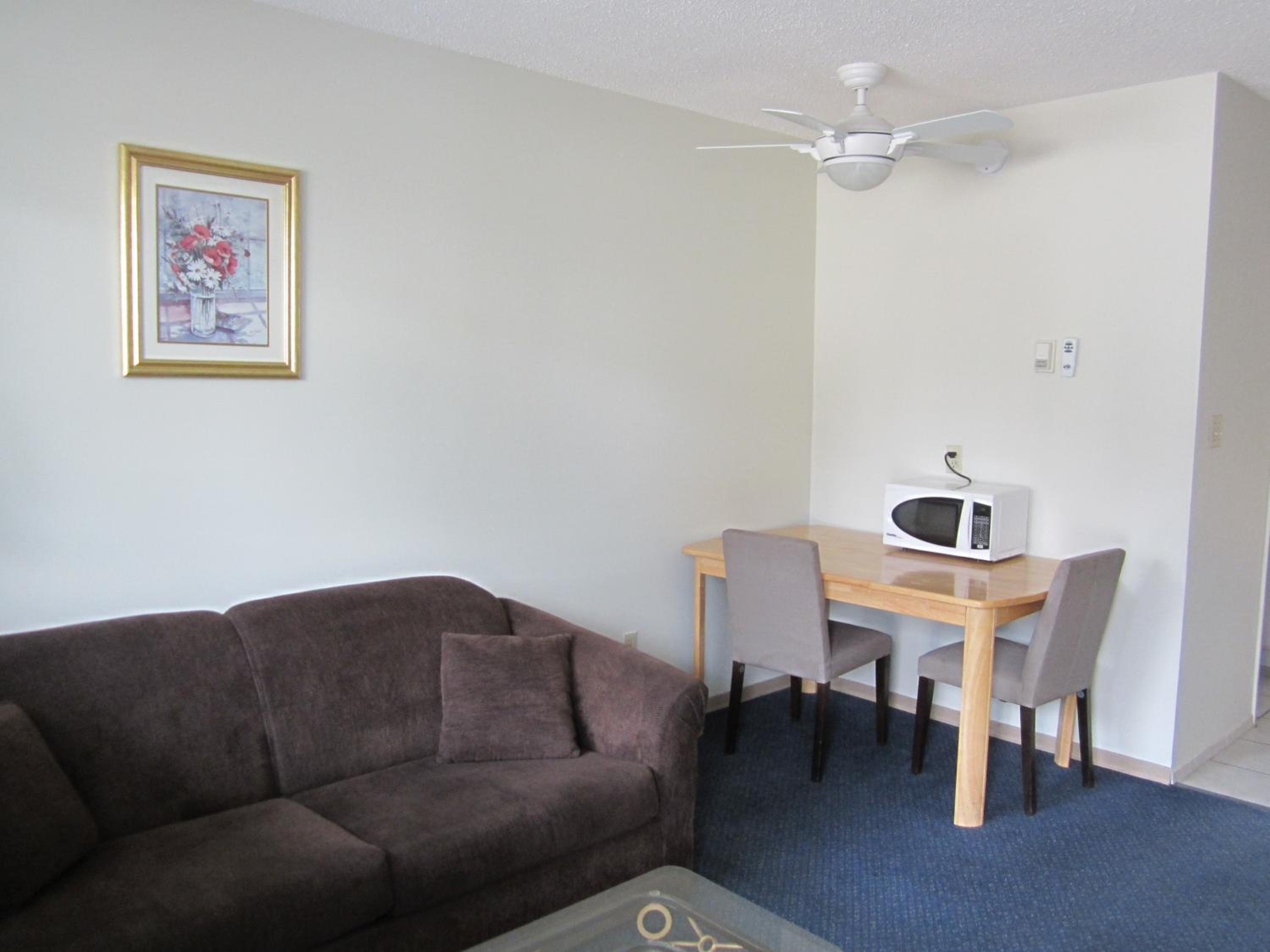 Vernon Vacations - Schell Motel - Property Image 5