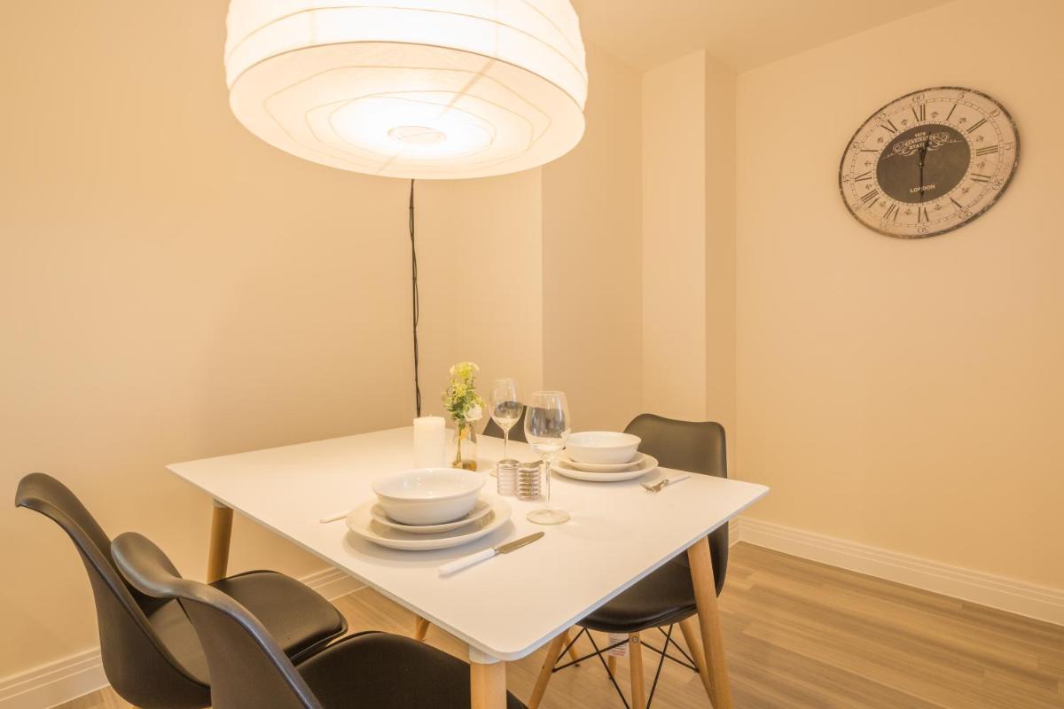 Skyline Serviced Apartments - Stevenage view 3