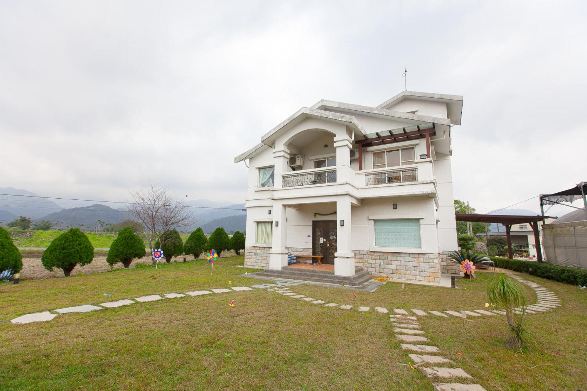 Star House
