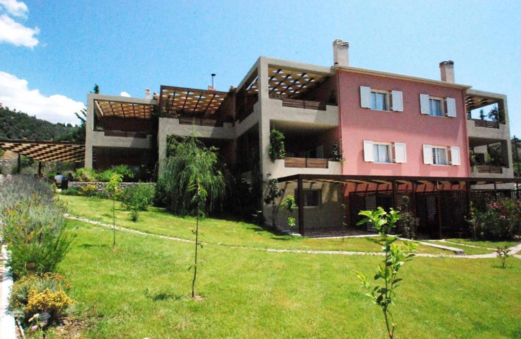 Hotel Astrolabe Hotel - Image 1