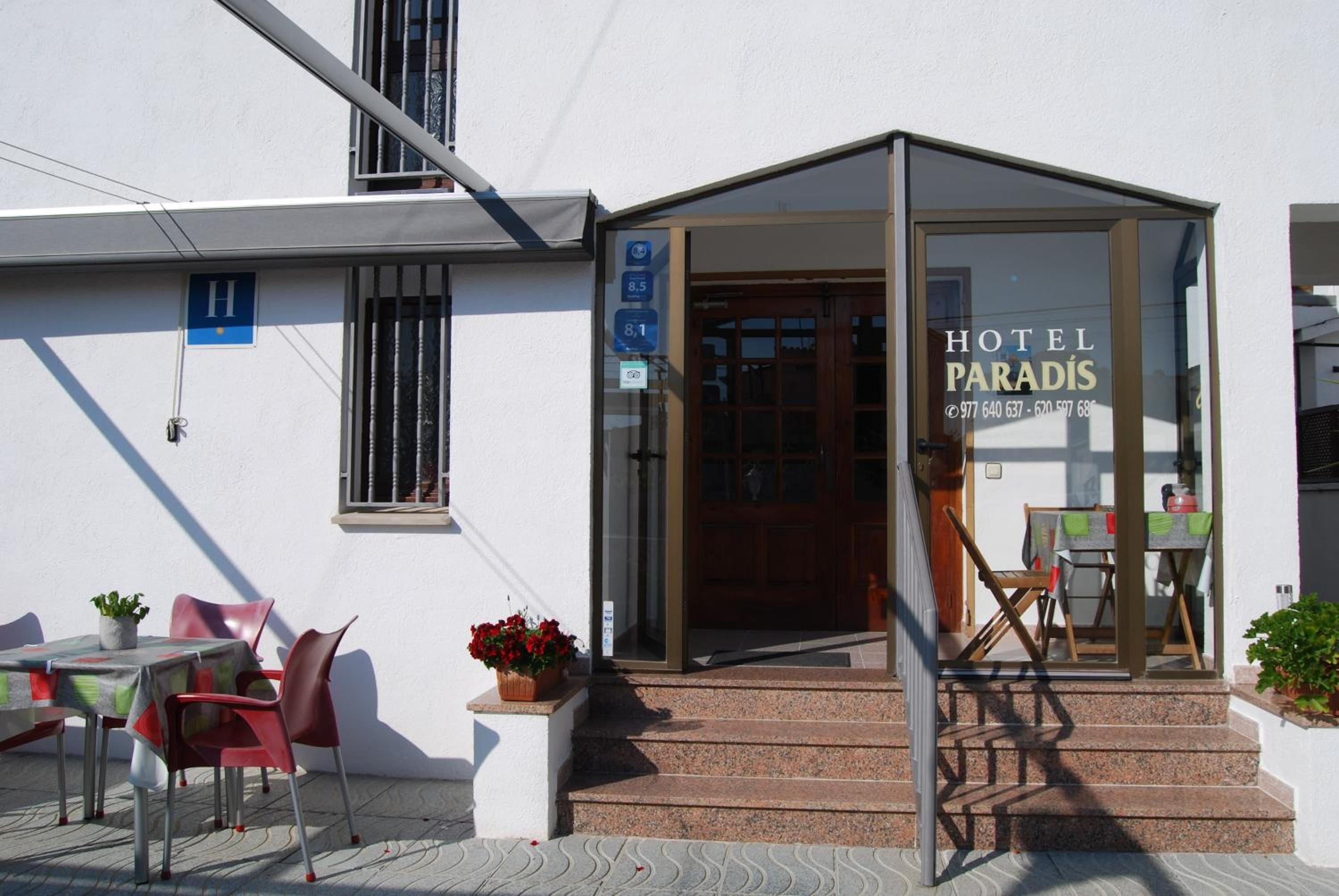 Hotel Paradís - Image 1