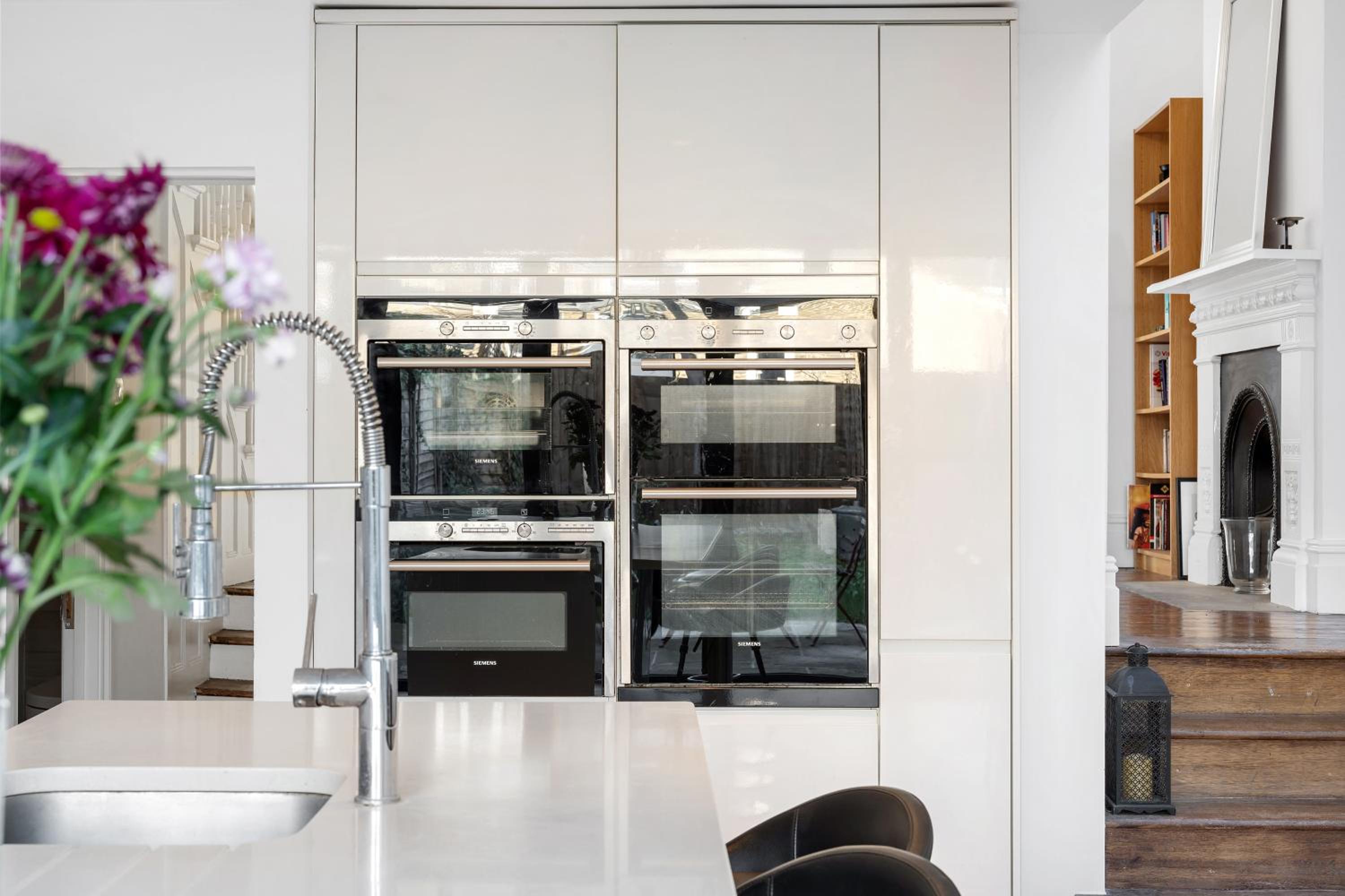 Stunning fully firnished 4 bedroom house in Peckam