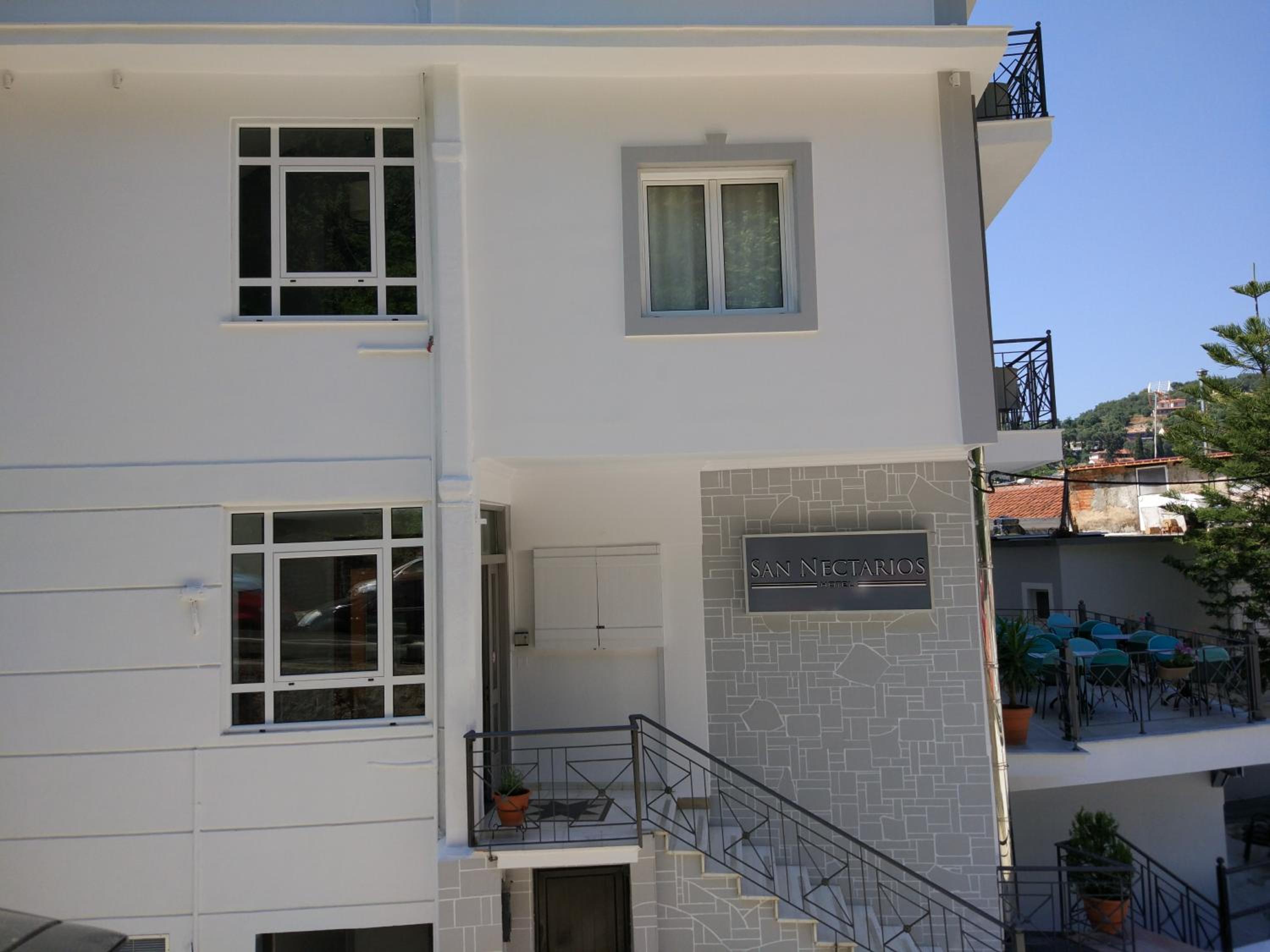 Hotel San Nectarios - Image 1