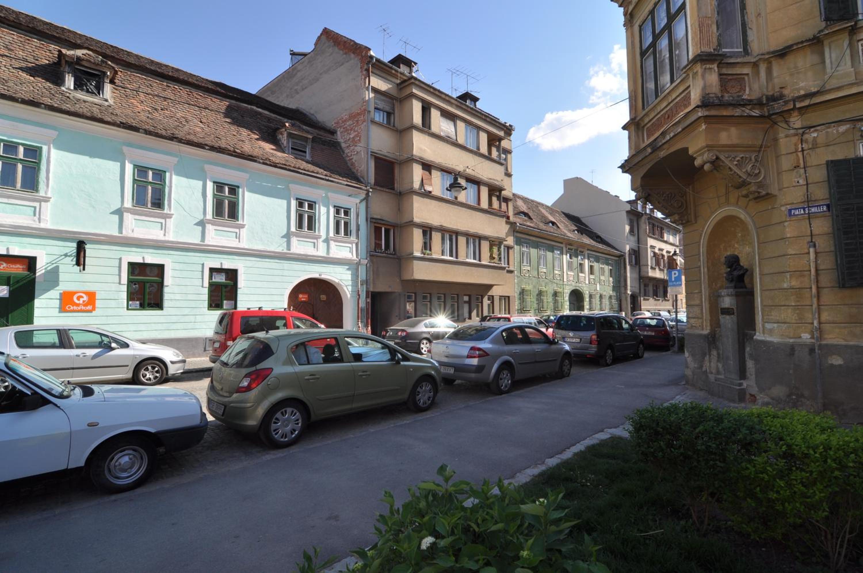 Photo 37