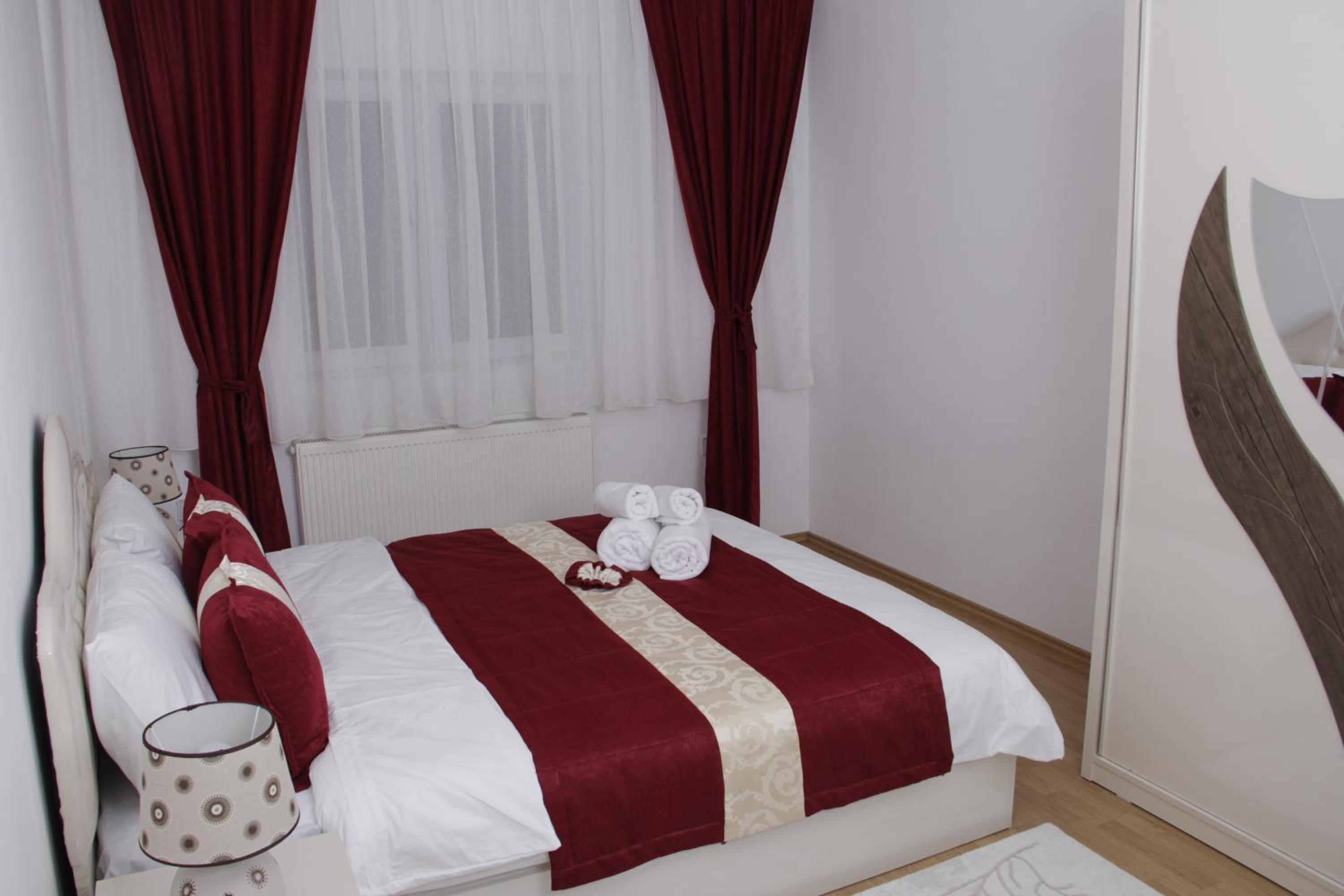 Rumi Apartments