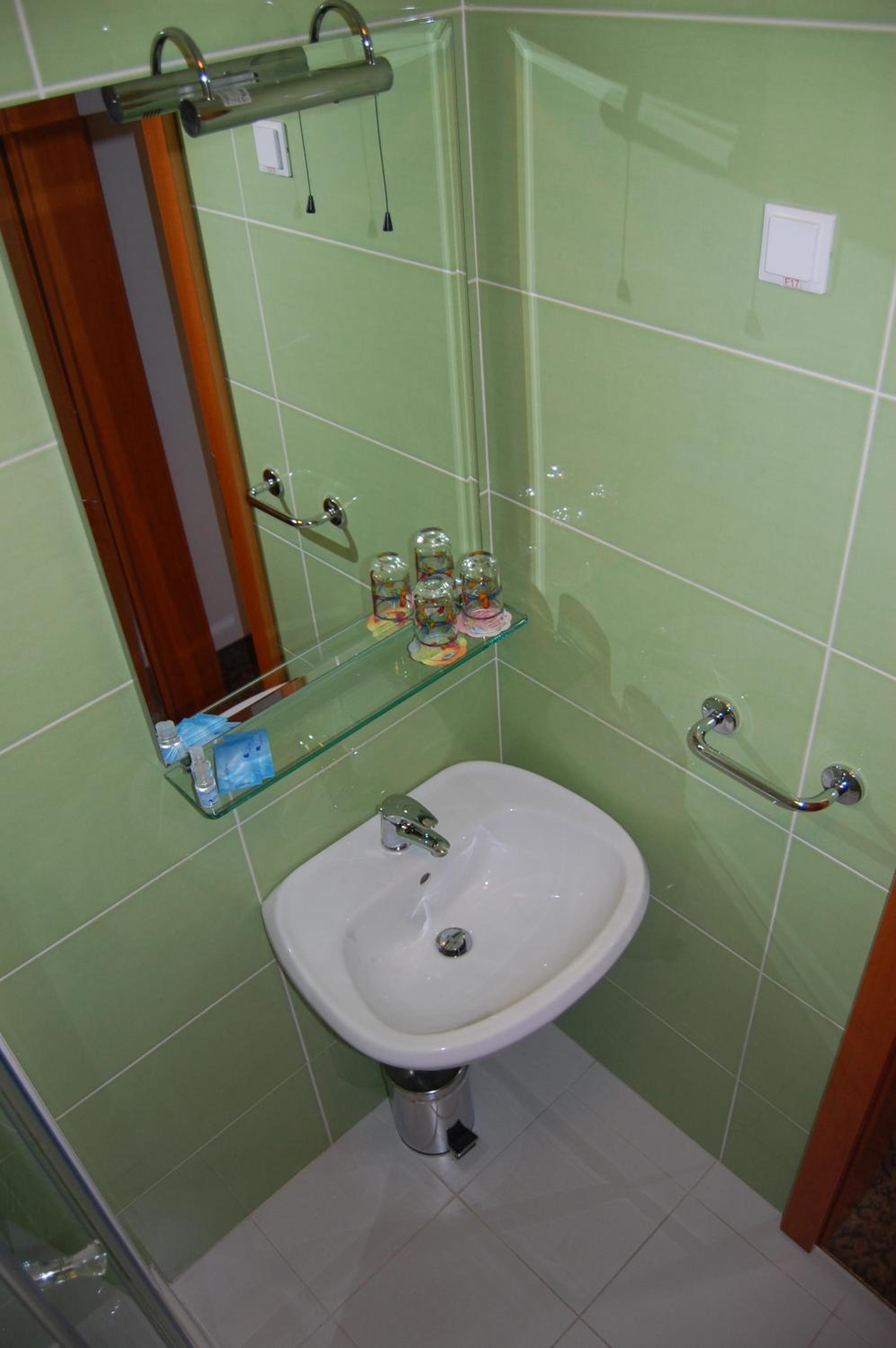 Photo 47