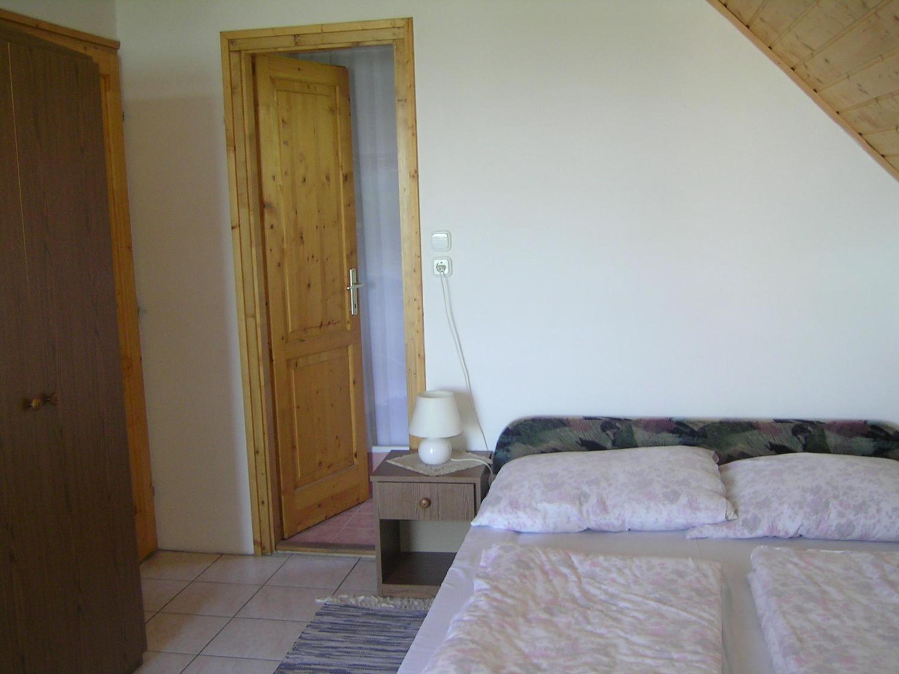 Photo 48