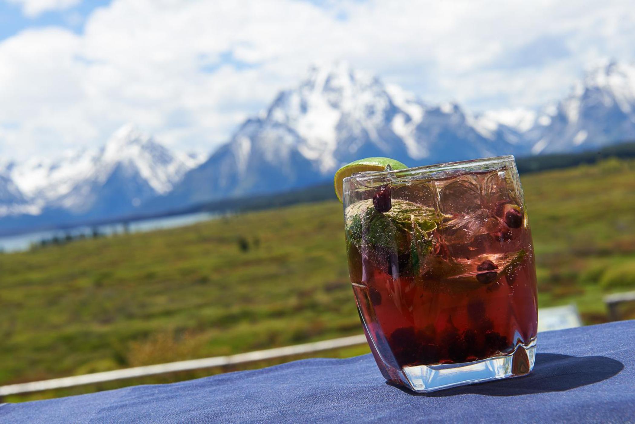 Moran Vacations - Jackson Lake Lodge - Property Image 3