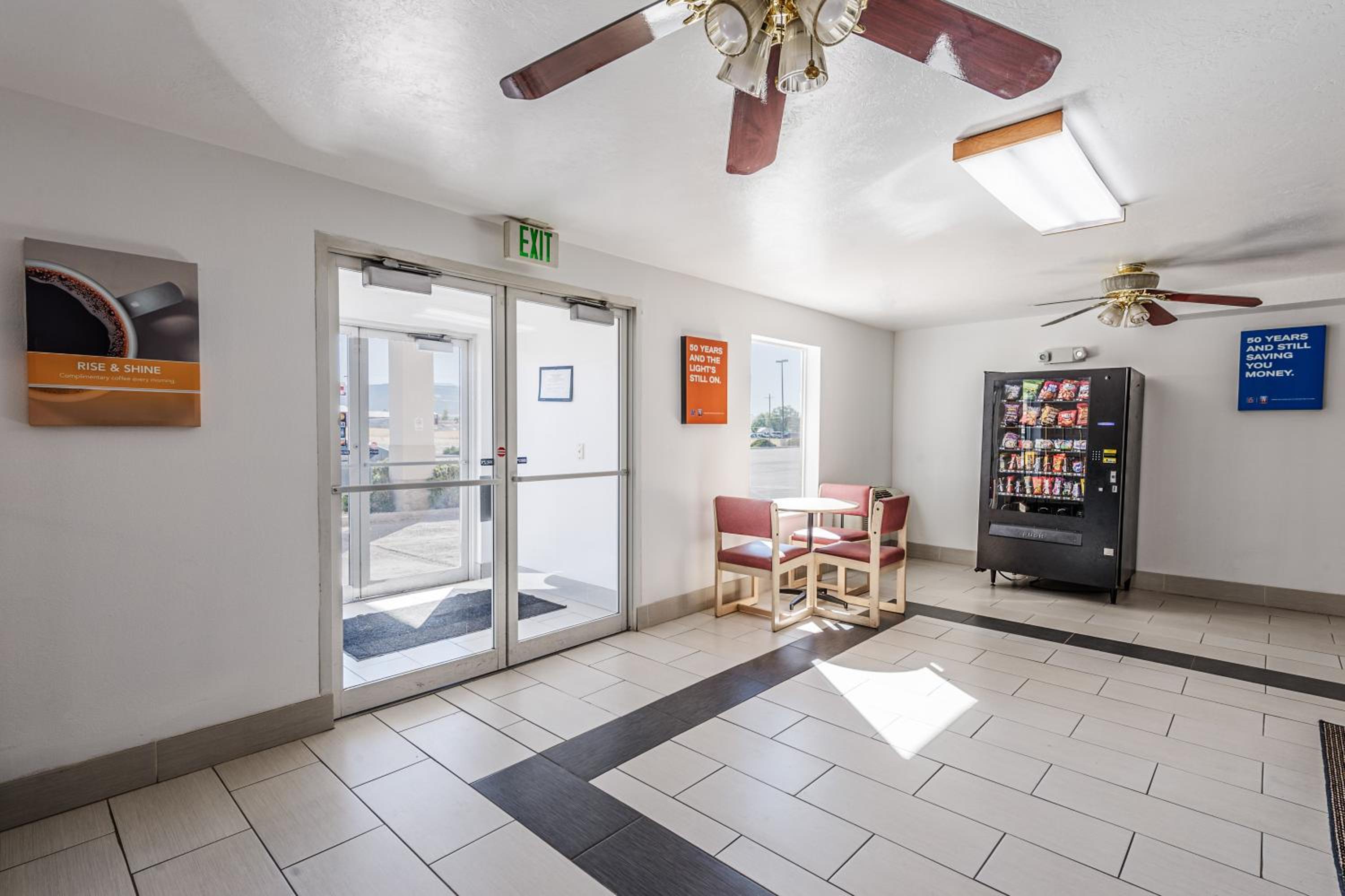 Beaver Vacations - Motel 6-Beaver, UT - Property Image 9
