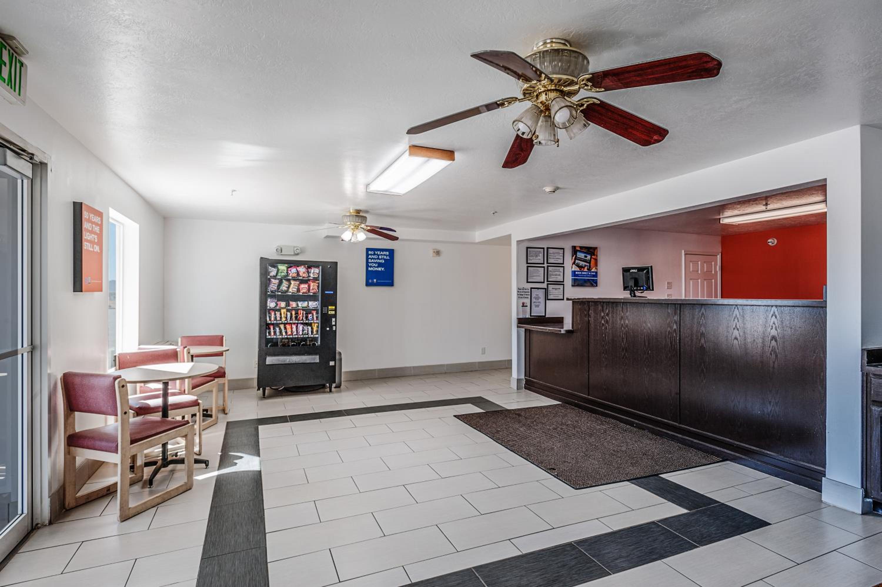 Beaver Vacations - Motel 6-Beaver, UT - Property Image 6