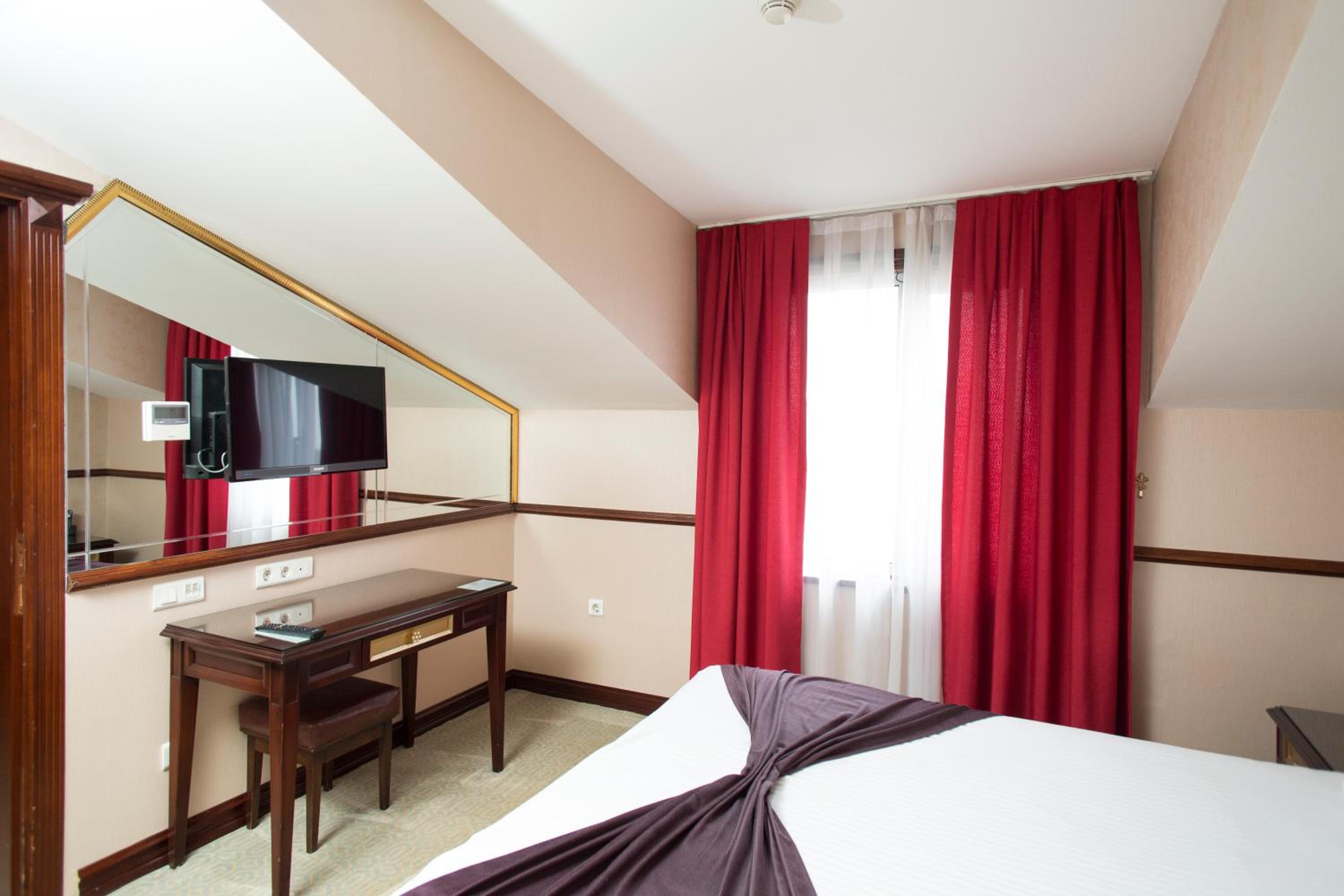 Topkapi Inter İstanbul Otel - Image 11