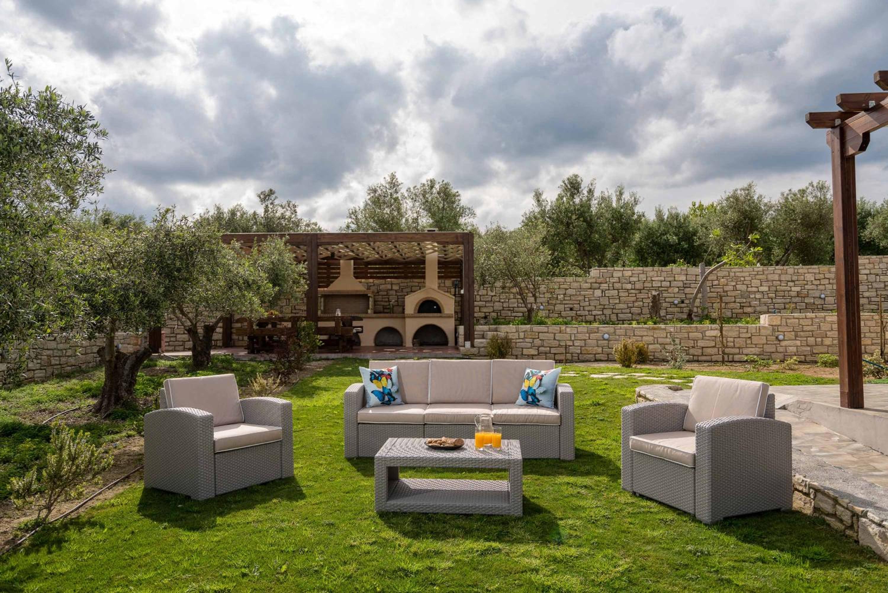 Olive Garden Villas
