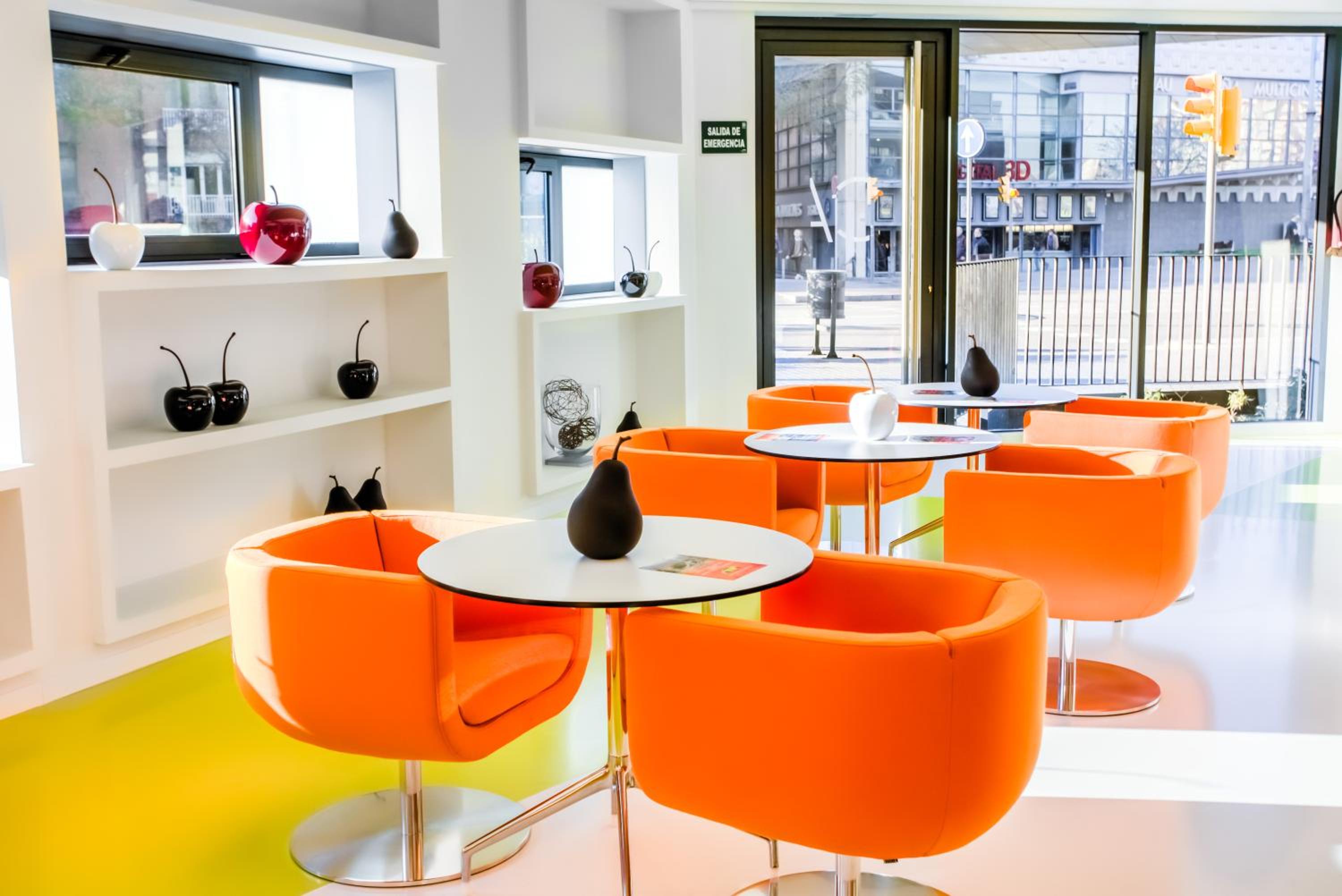 Cosmo Apartments Sants