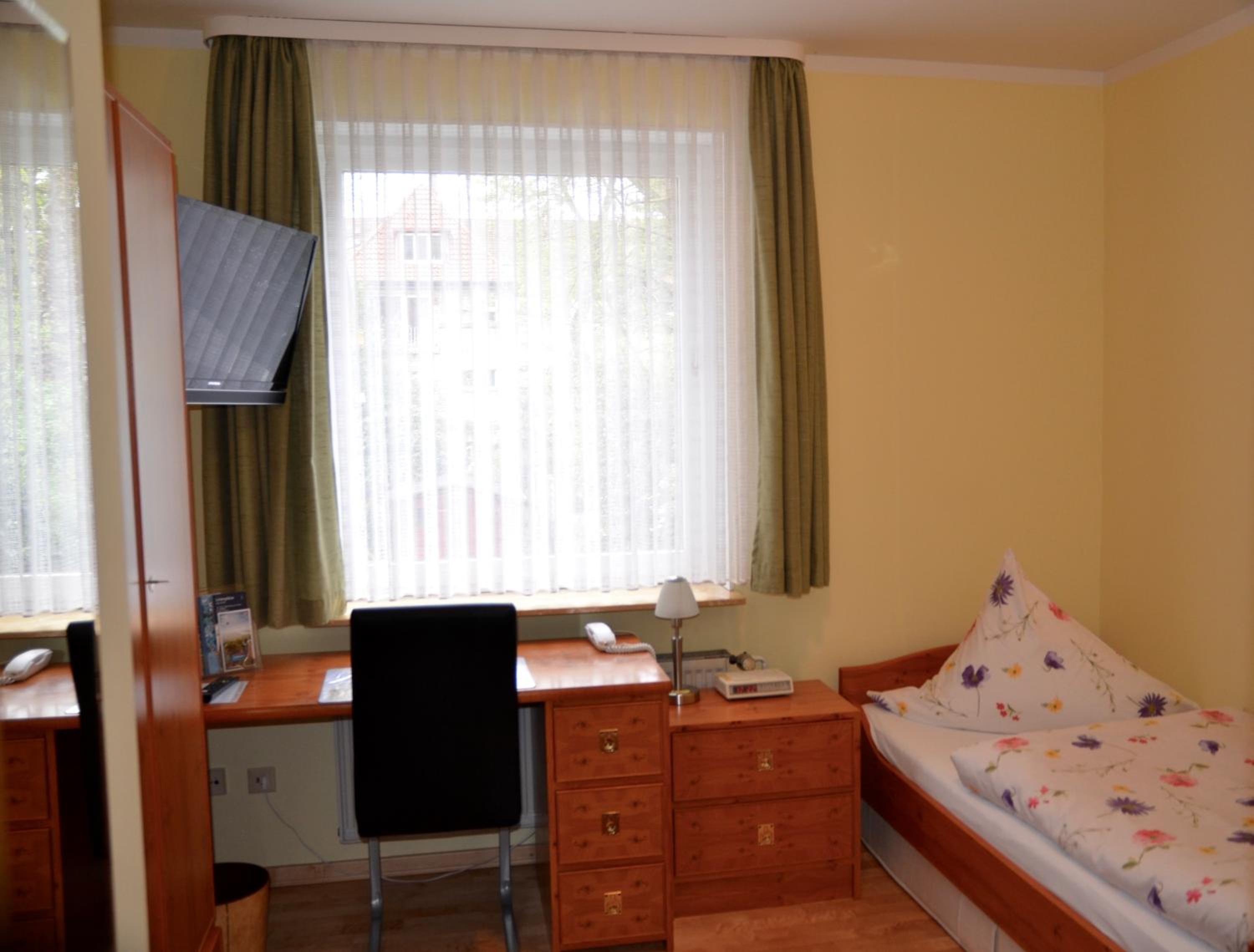 Hannover Vacations - Hotel Waldersee - Property Image 38