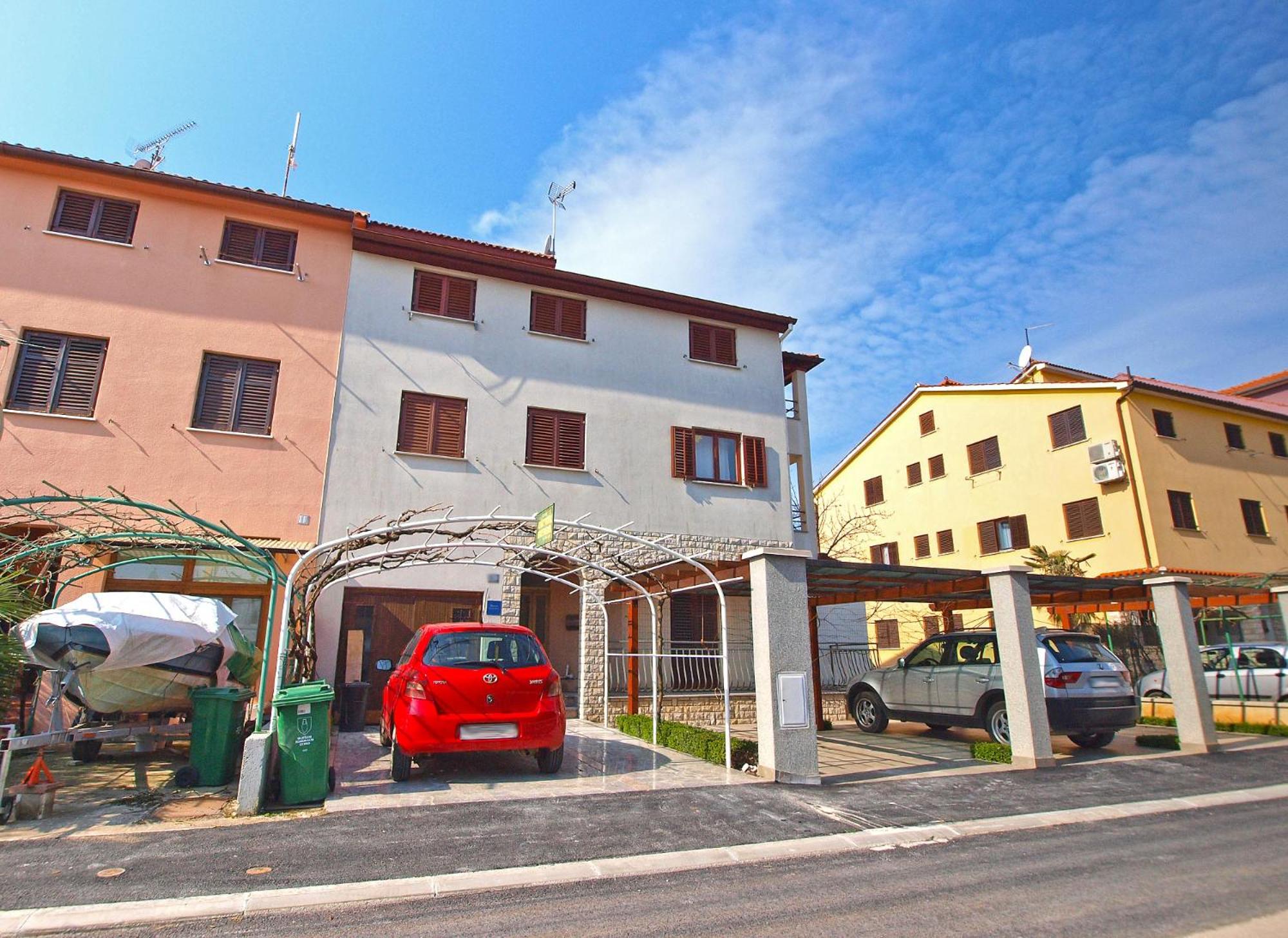 Apartments Mira 1293