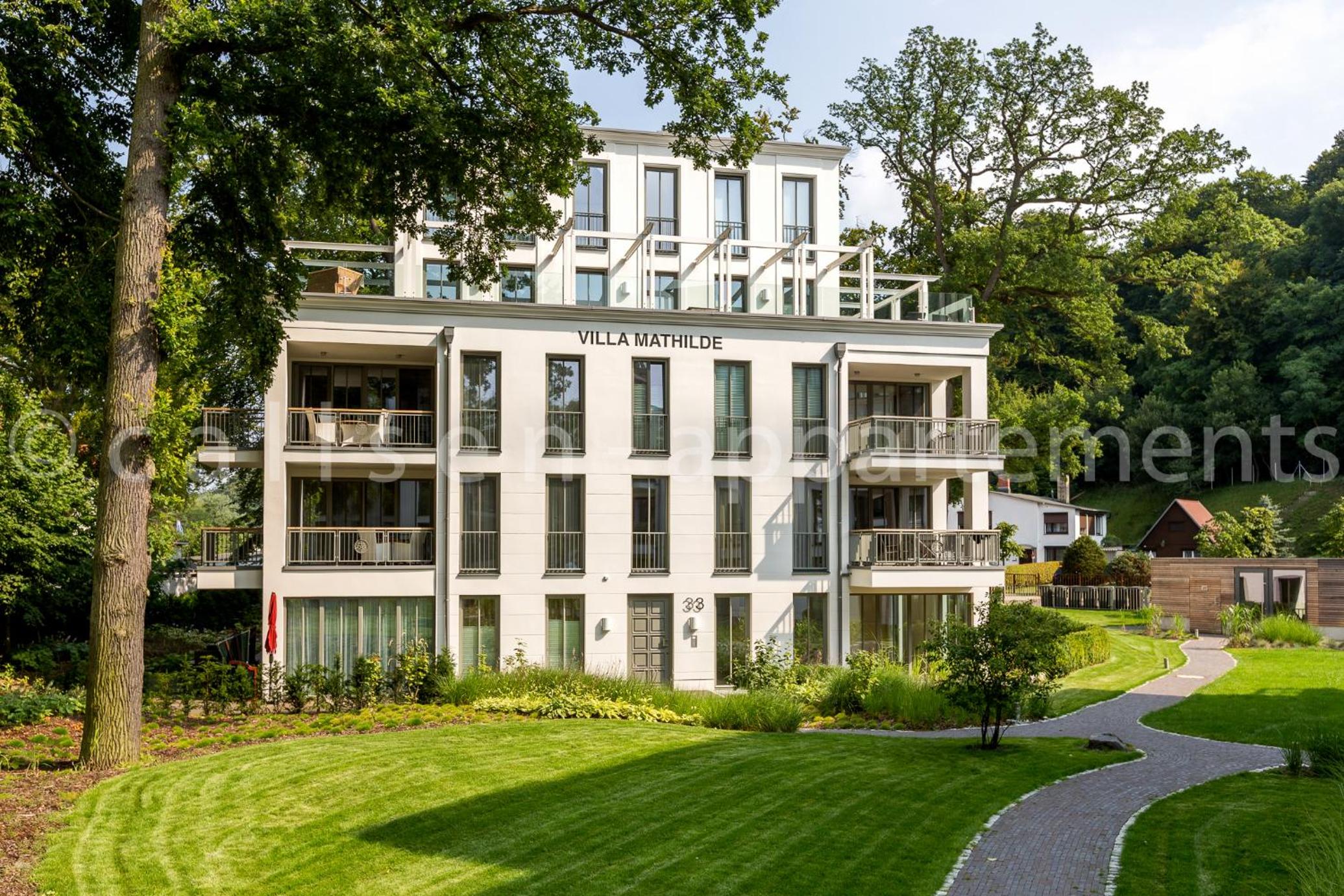 Parkvilla Mathilde by Callsen