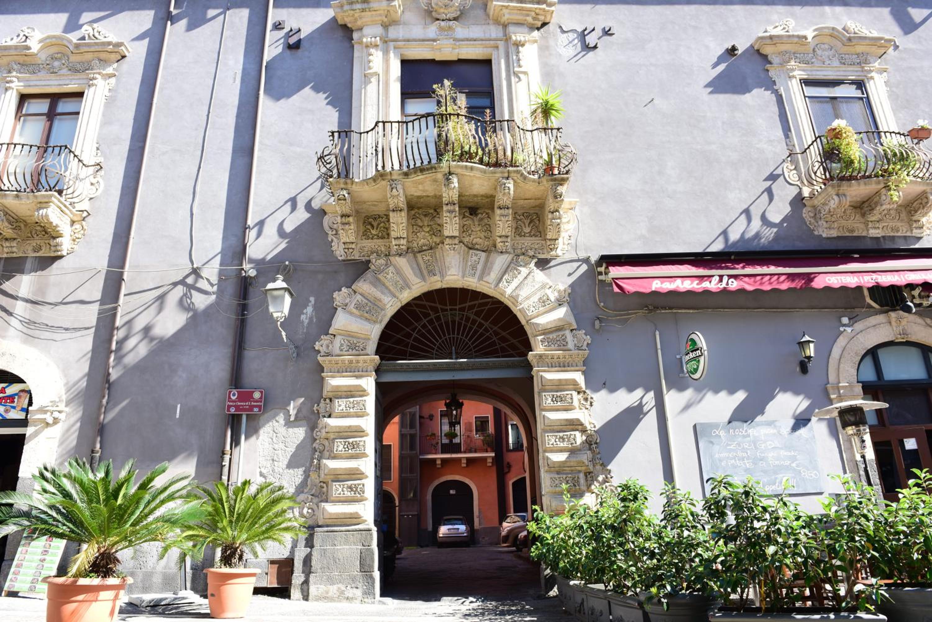 palazzo Clarenza di San Domenico view 2