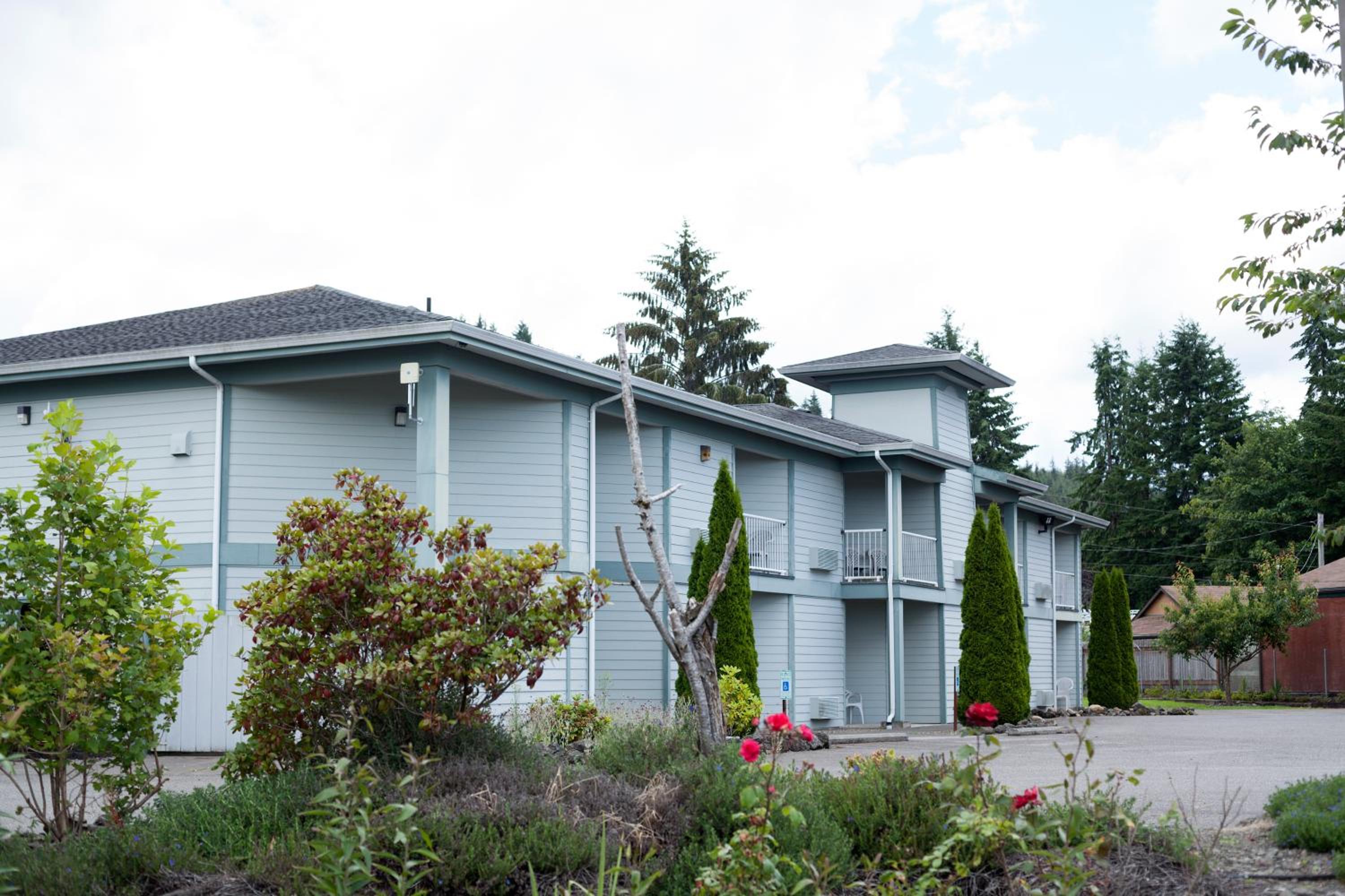 Dew Drop Inn