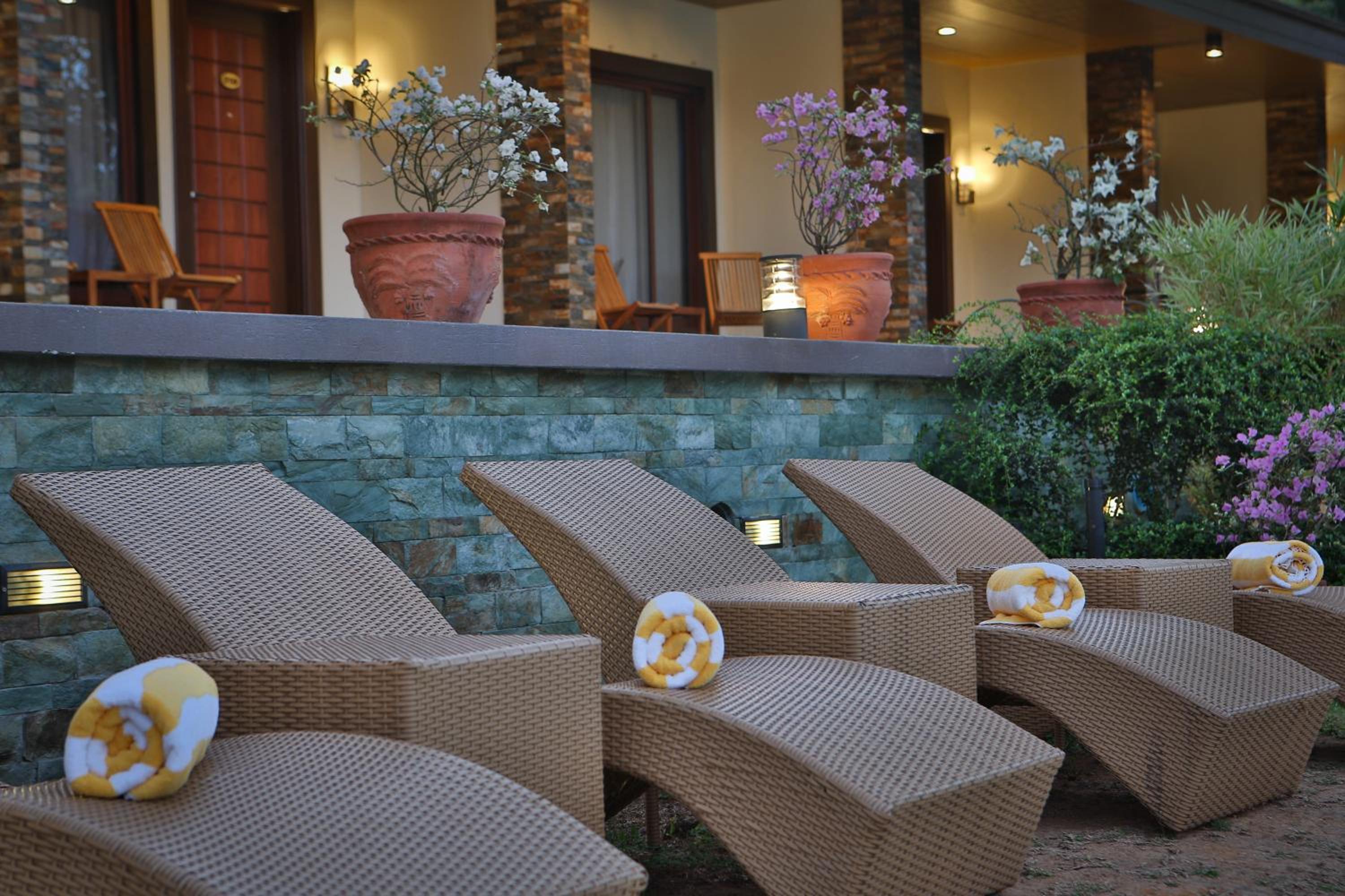 Coron Soleil Garden Resort
