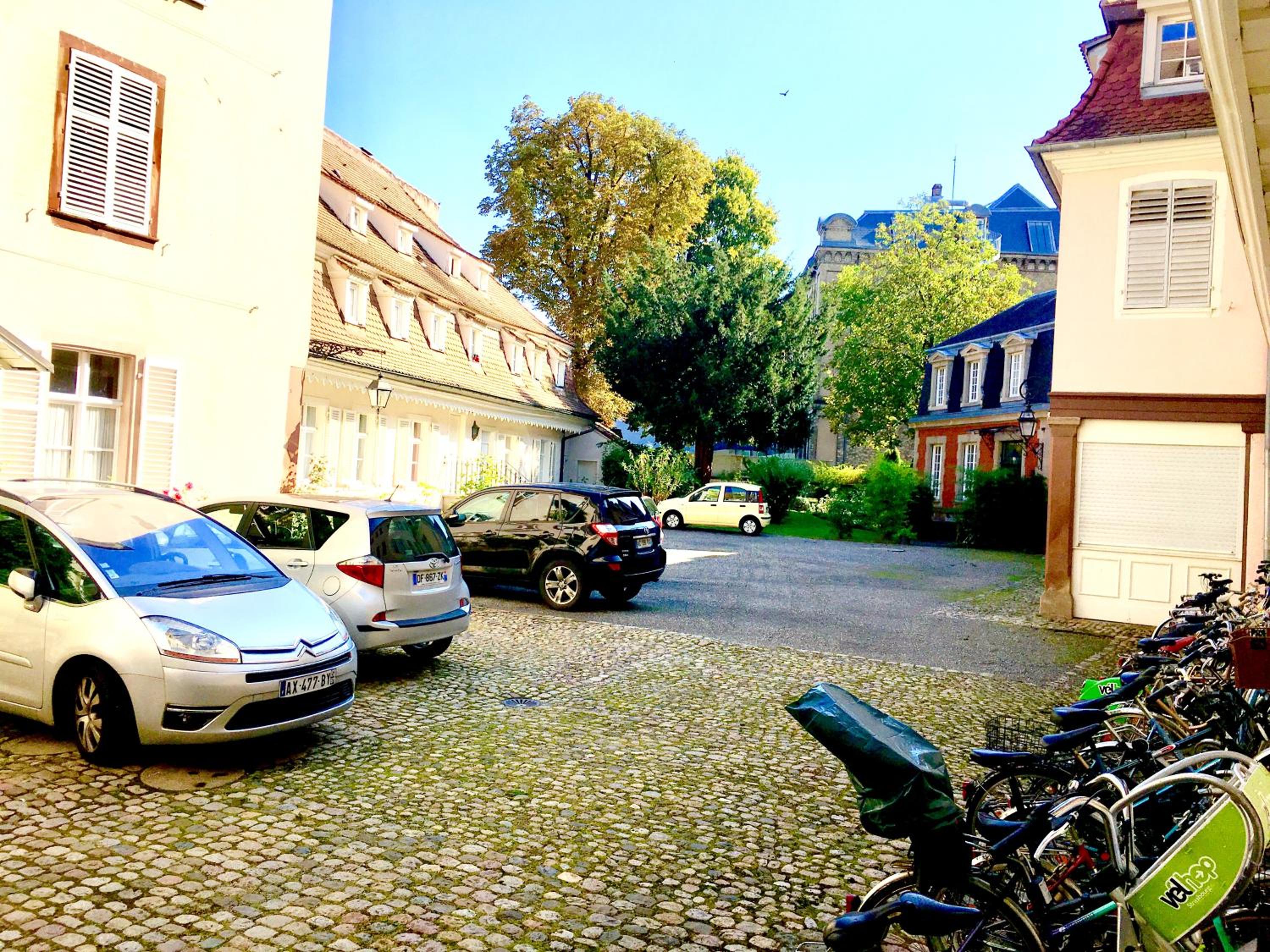 Photo 47