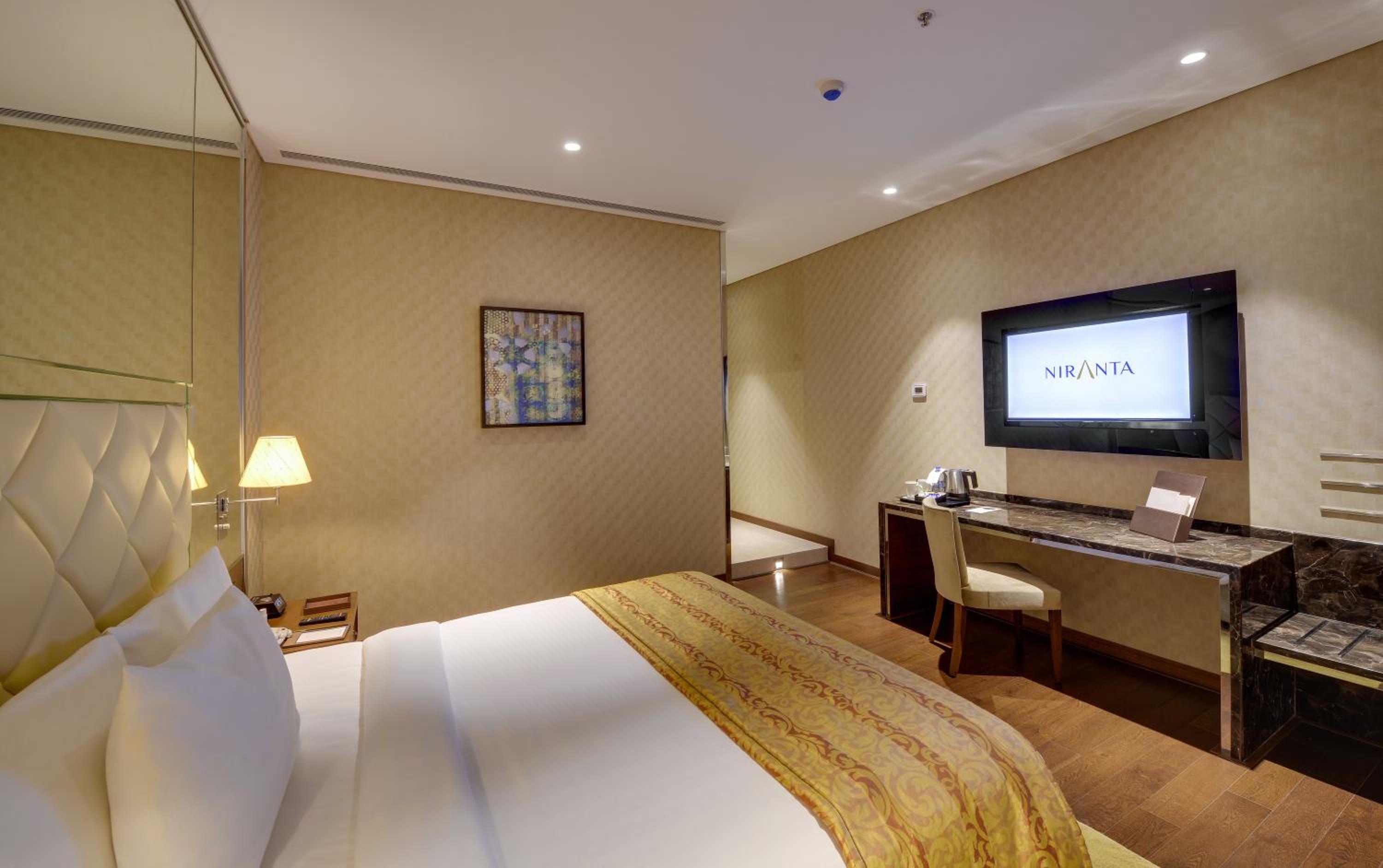 Mumbai Vacations - Niranta Transit Hotel Mumbai Airport - At Arrivals - Property Image 47