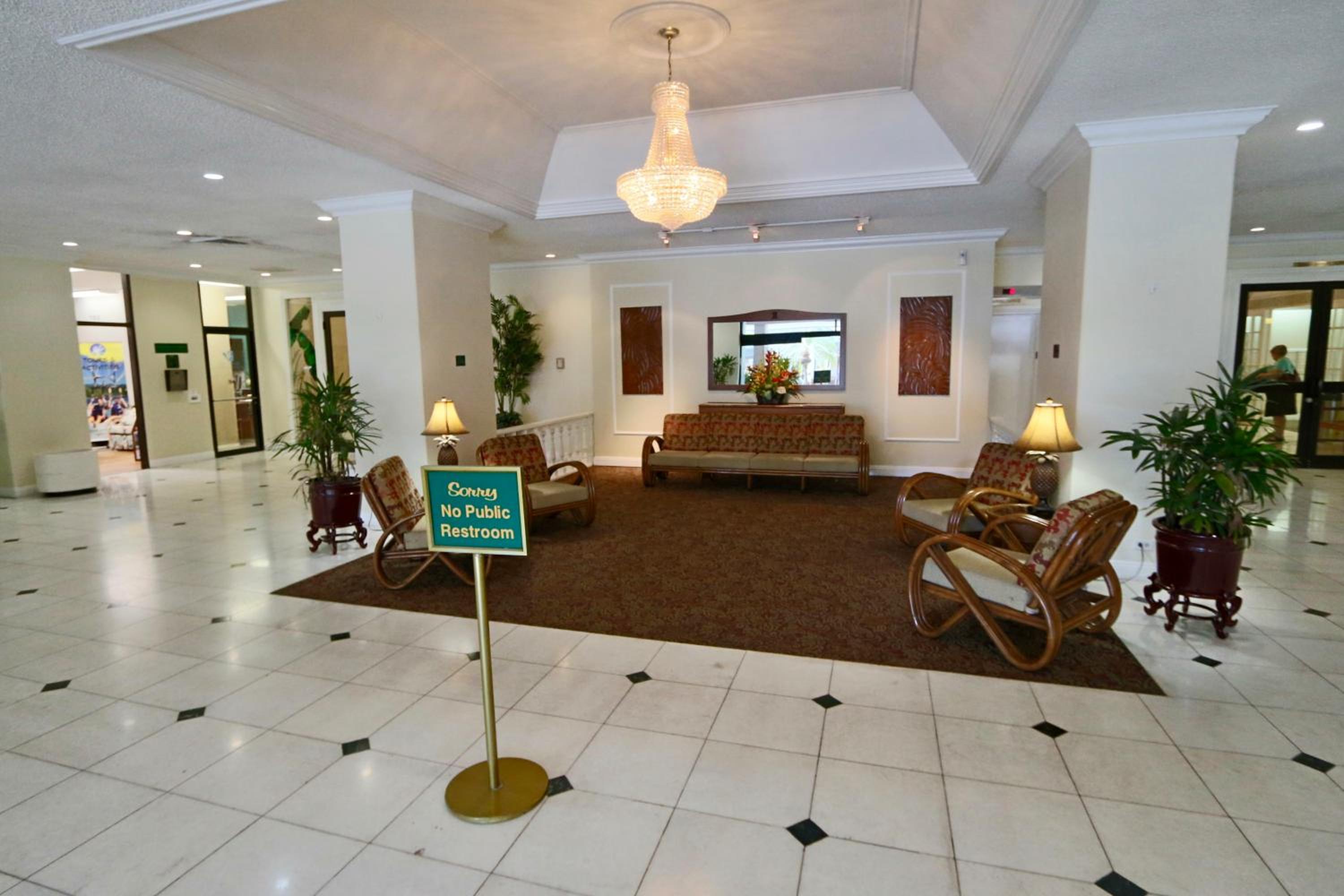 Central Waikiki Luxury Penthouse view 3