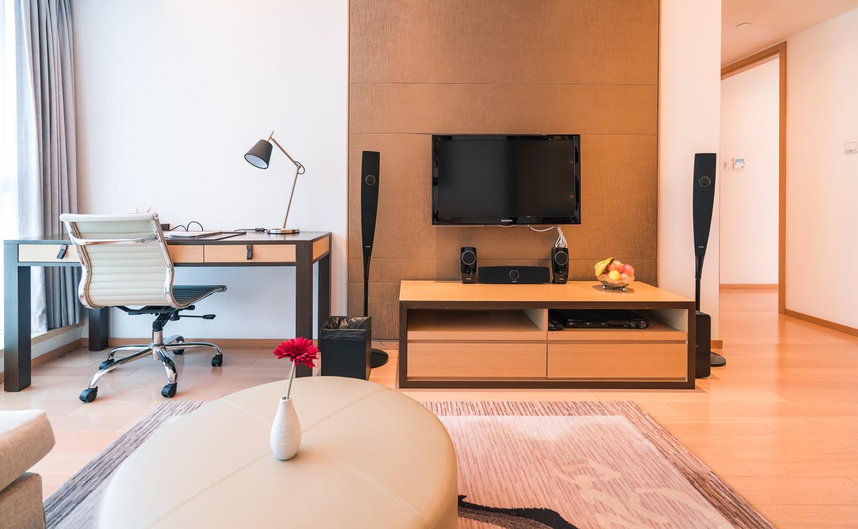 The Pushi Global 188 Serviced Apartment view 3