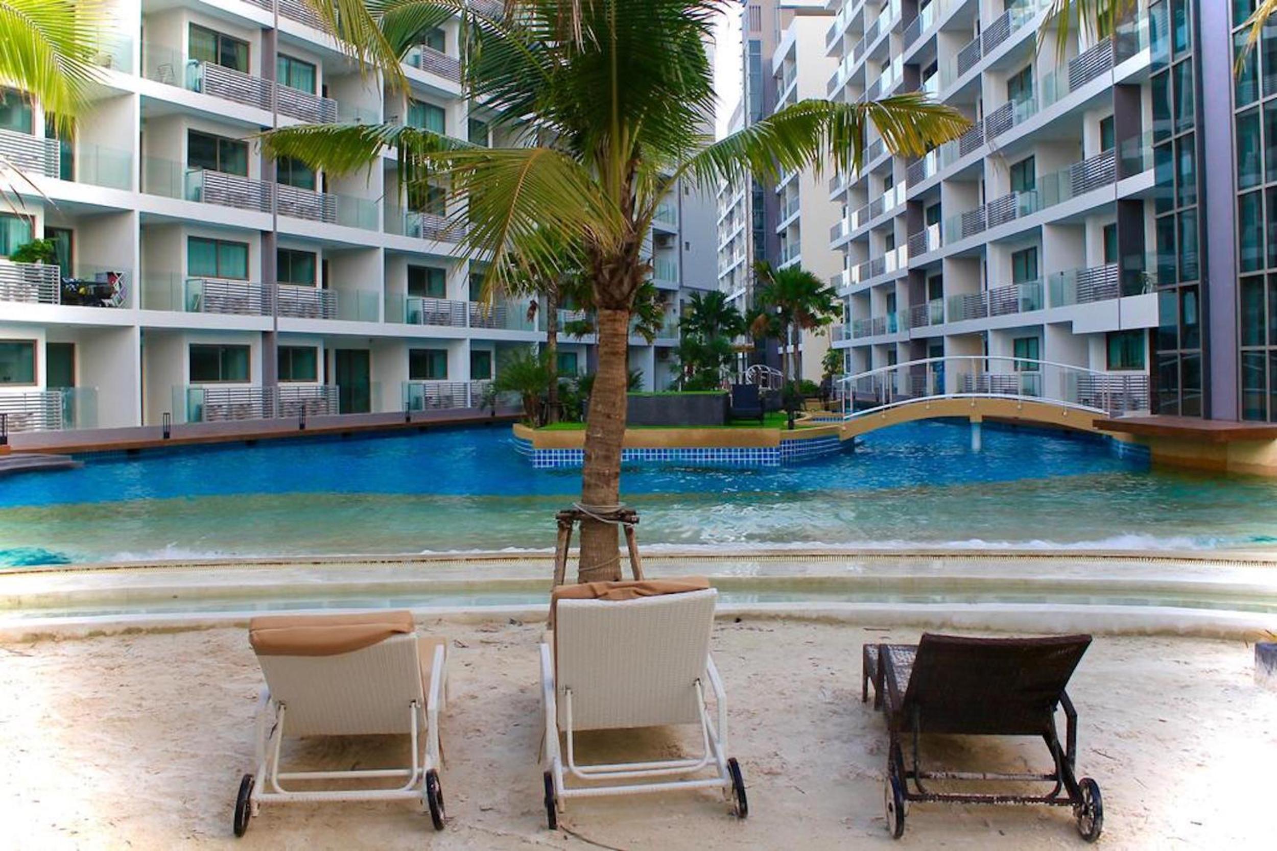 Laguna Beach Resort - Pool View - Sandy Beach, Gym & Huge Lagoon with Slides