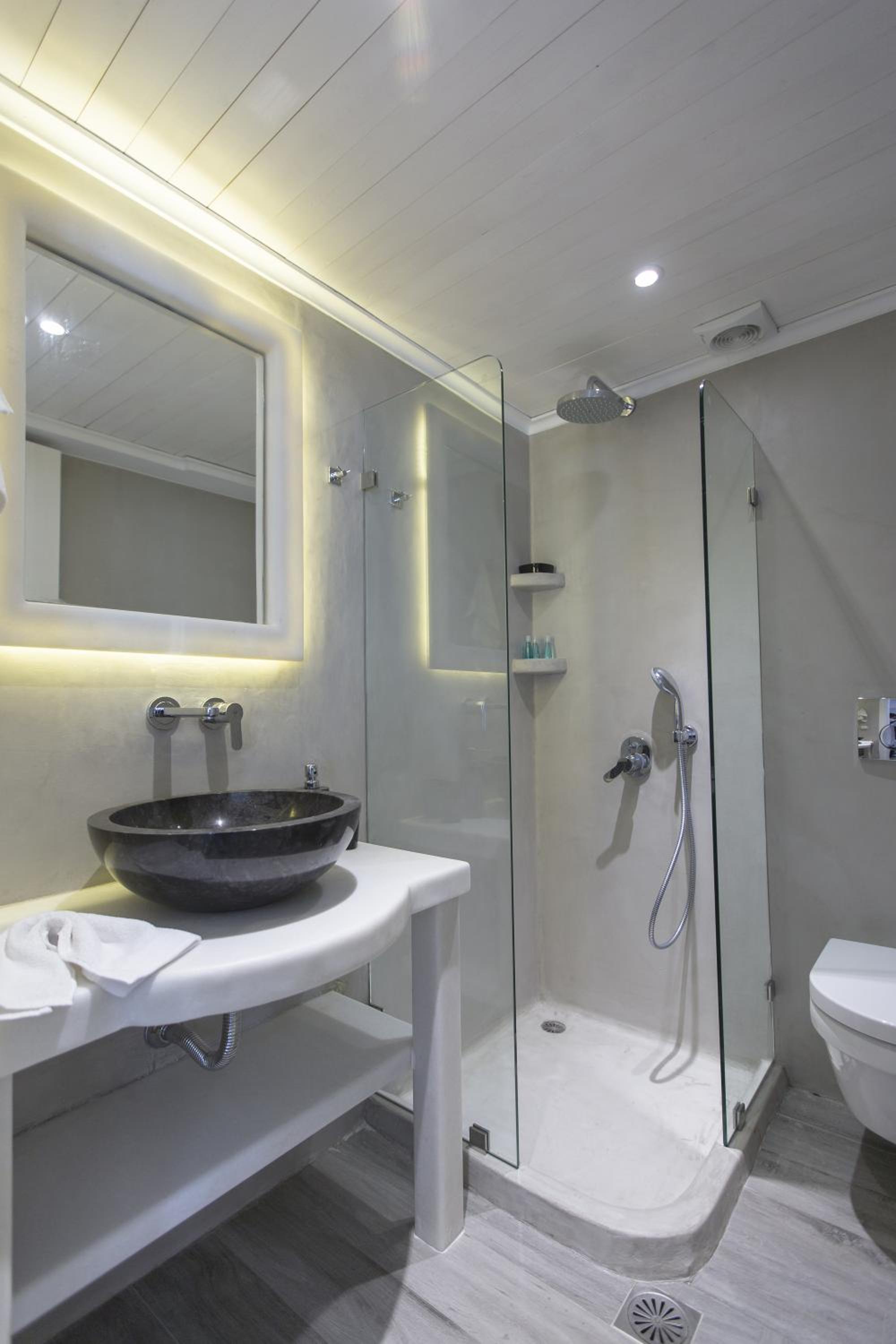 Naxos Rock Villas