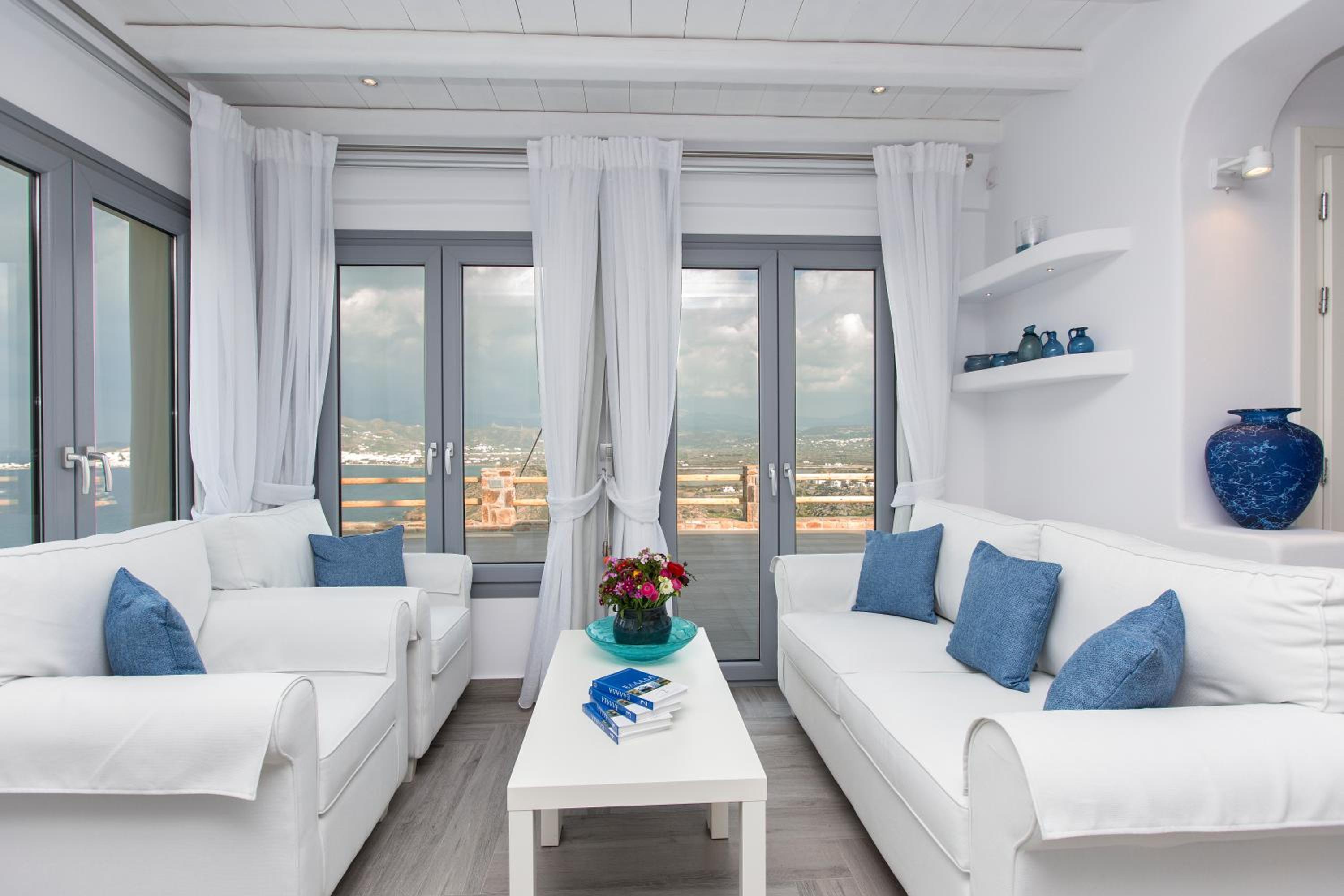 Naxos Rock Villas